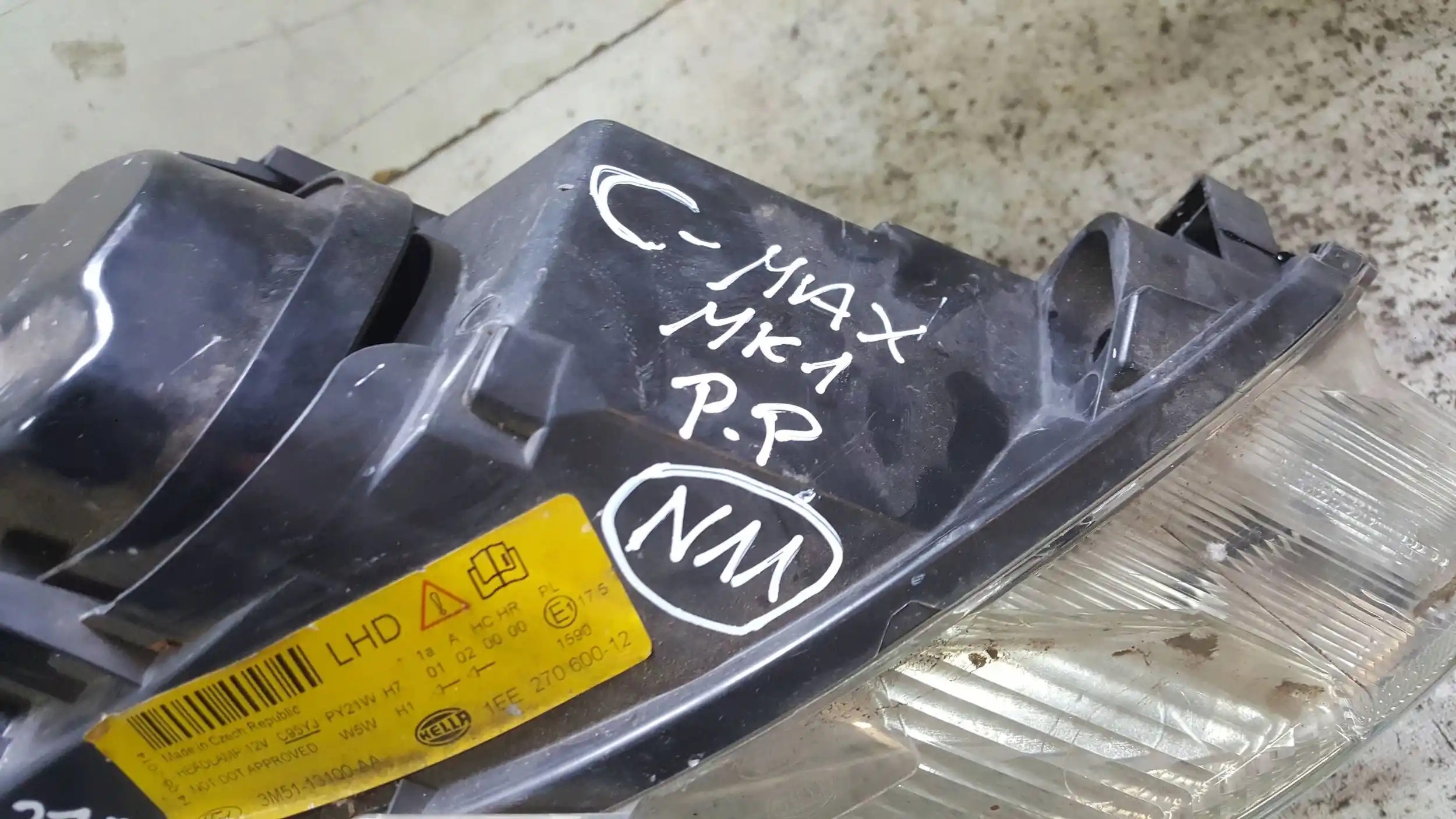 LAMPA PRAWY PRZÓD PRZEDNIA 3M5113100AA FORD C-MAX MK1 03-06