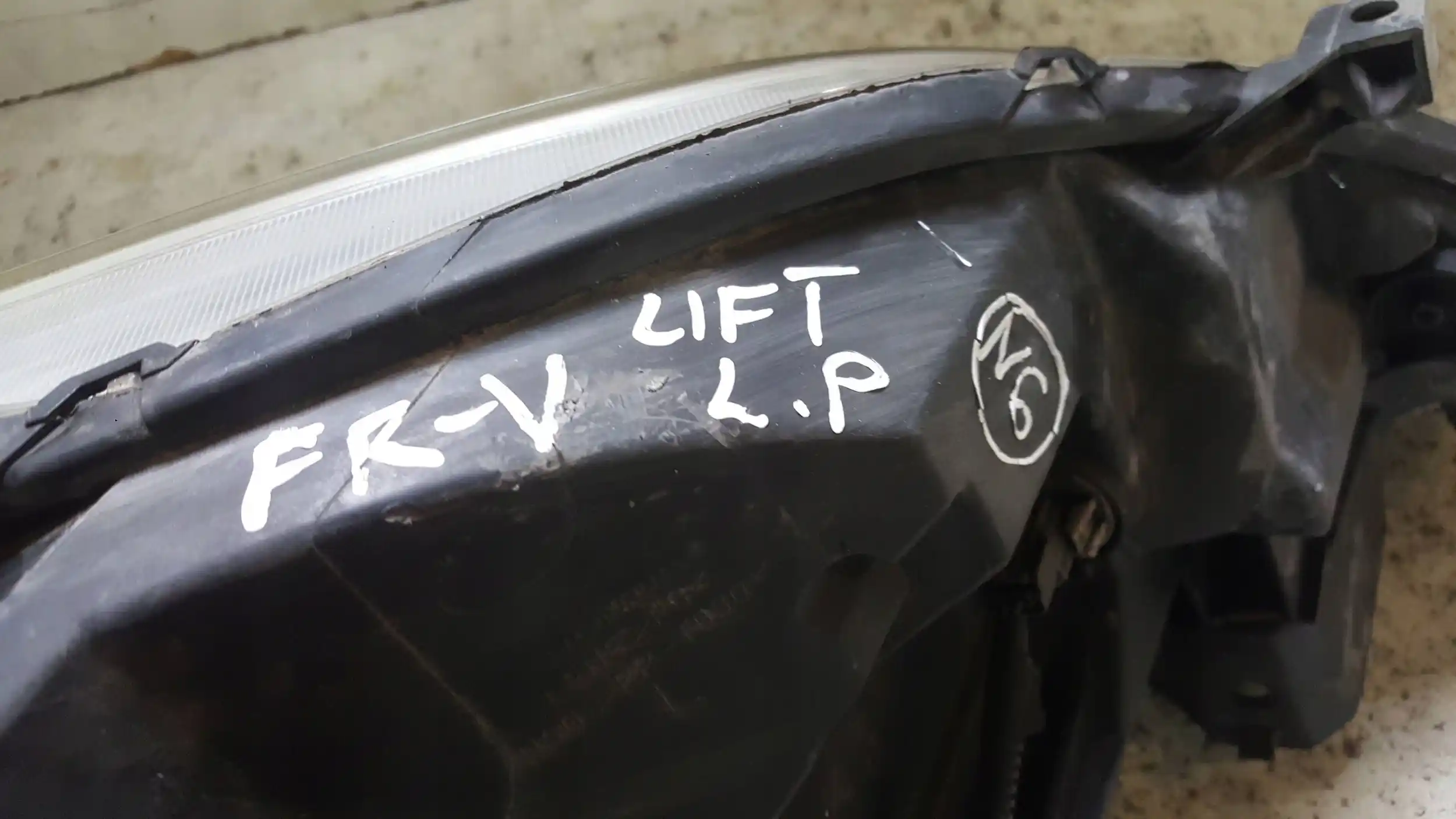 LAMPA LEWY PRZÓD PRZEDNIA HONDA FR-V LIFT 07-09