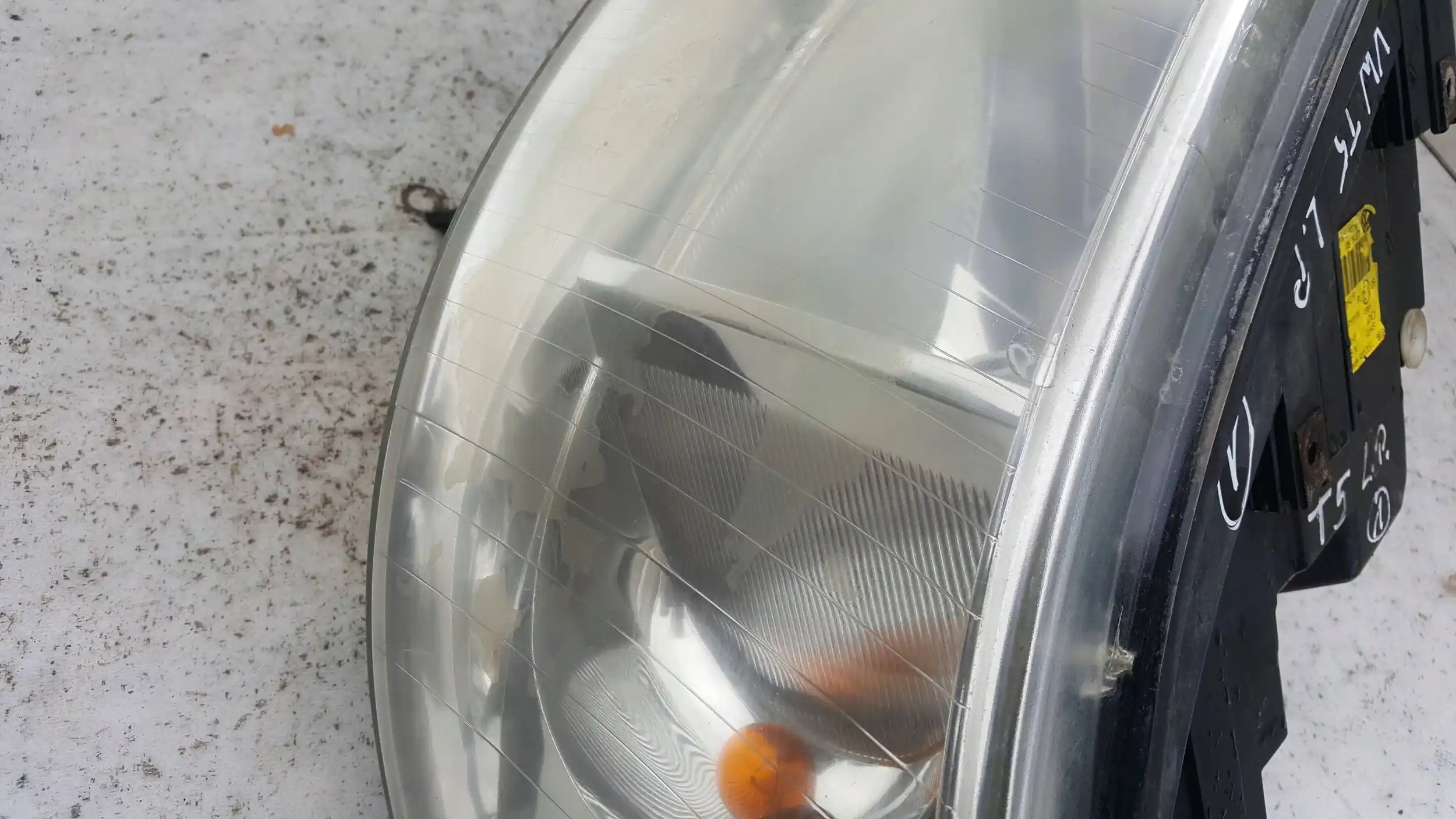 LAMPA LEWY PRZÓD PRZEDNIA 7H1941015N VW T5 03-09
