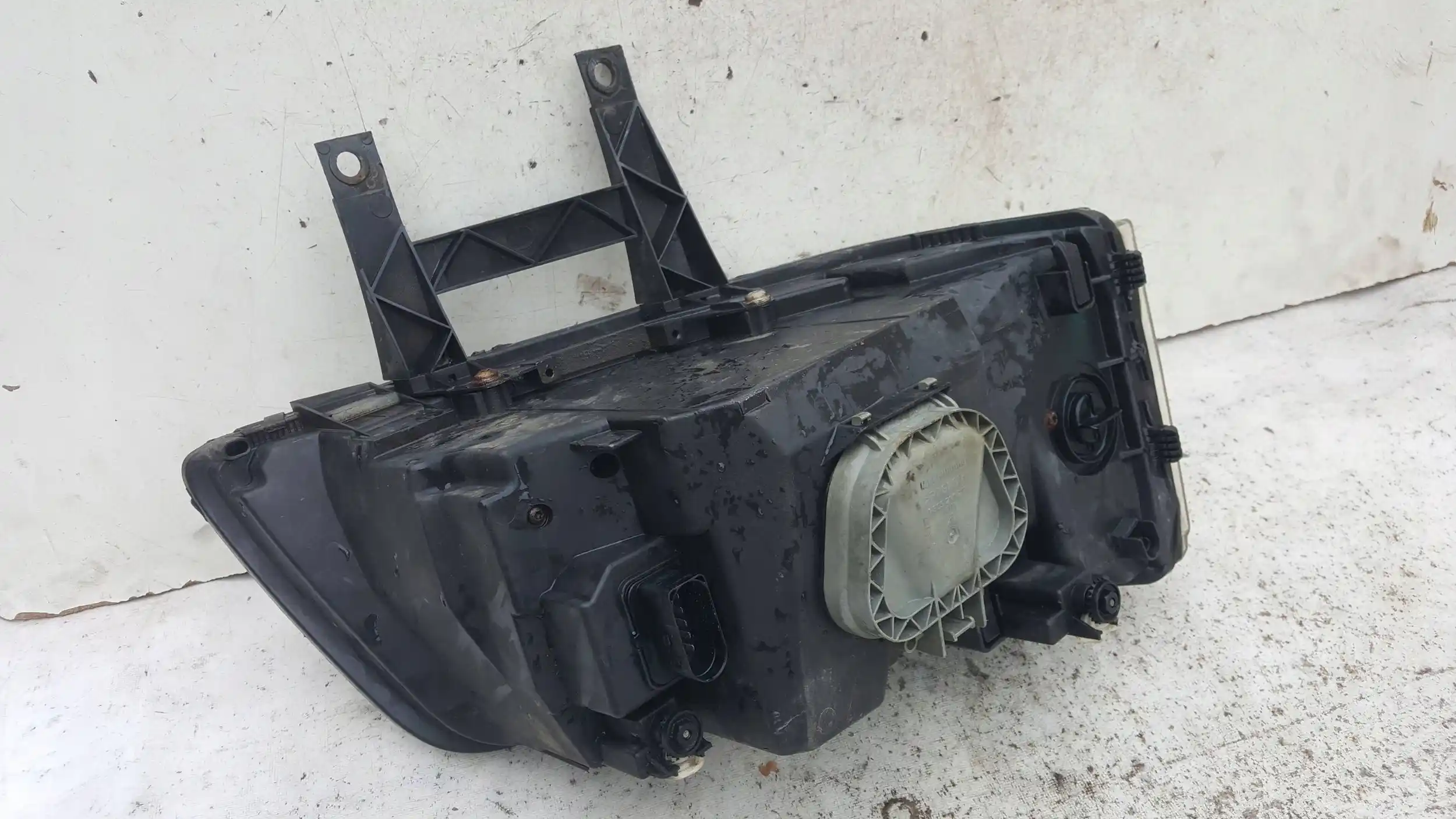 LAMPA LEWY PRZÓD PRZEDNIA 7H1941015N VW T5 03-09