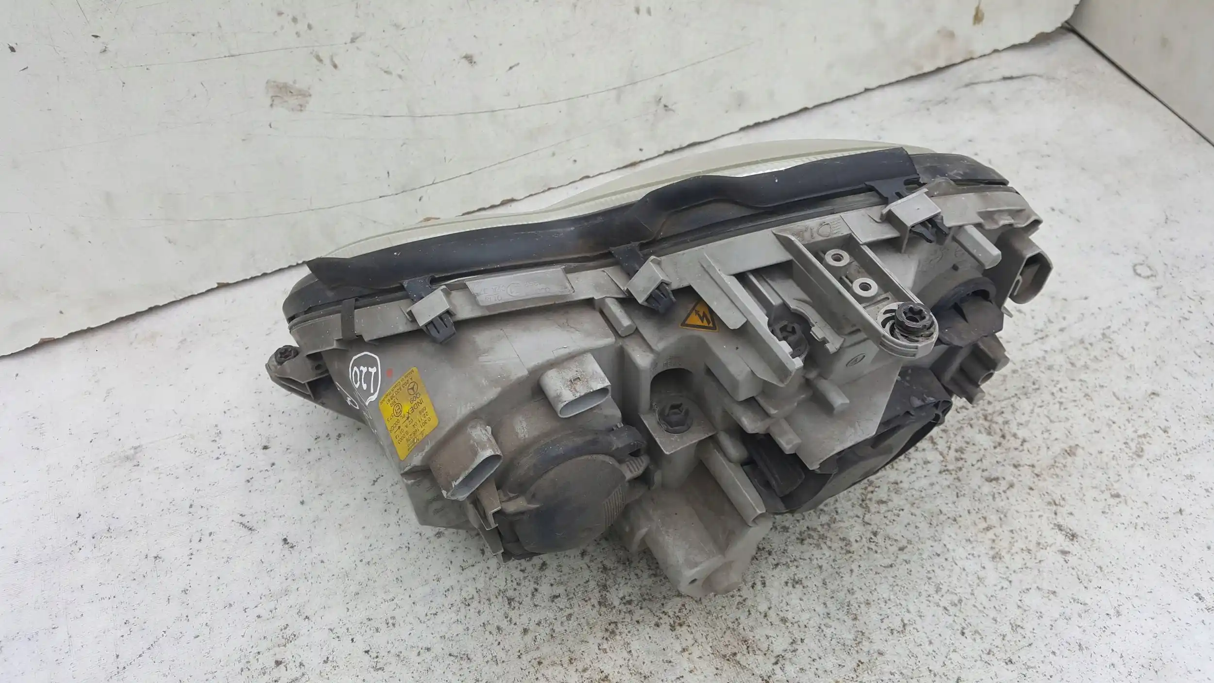 LAMPA PRAWY PRZÓD XENON 0301166276 PRZETWORNICA MERCEDES W203 LIFT 04-07