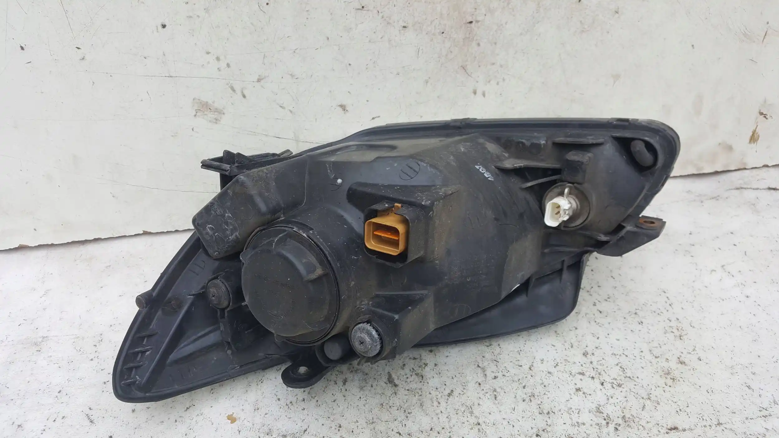 LAMPA PRAWY PRZÓD PRZEDNIA HYUNDAI GETZ LIFT 05-11