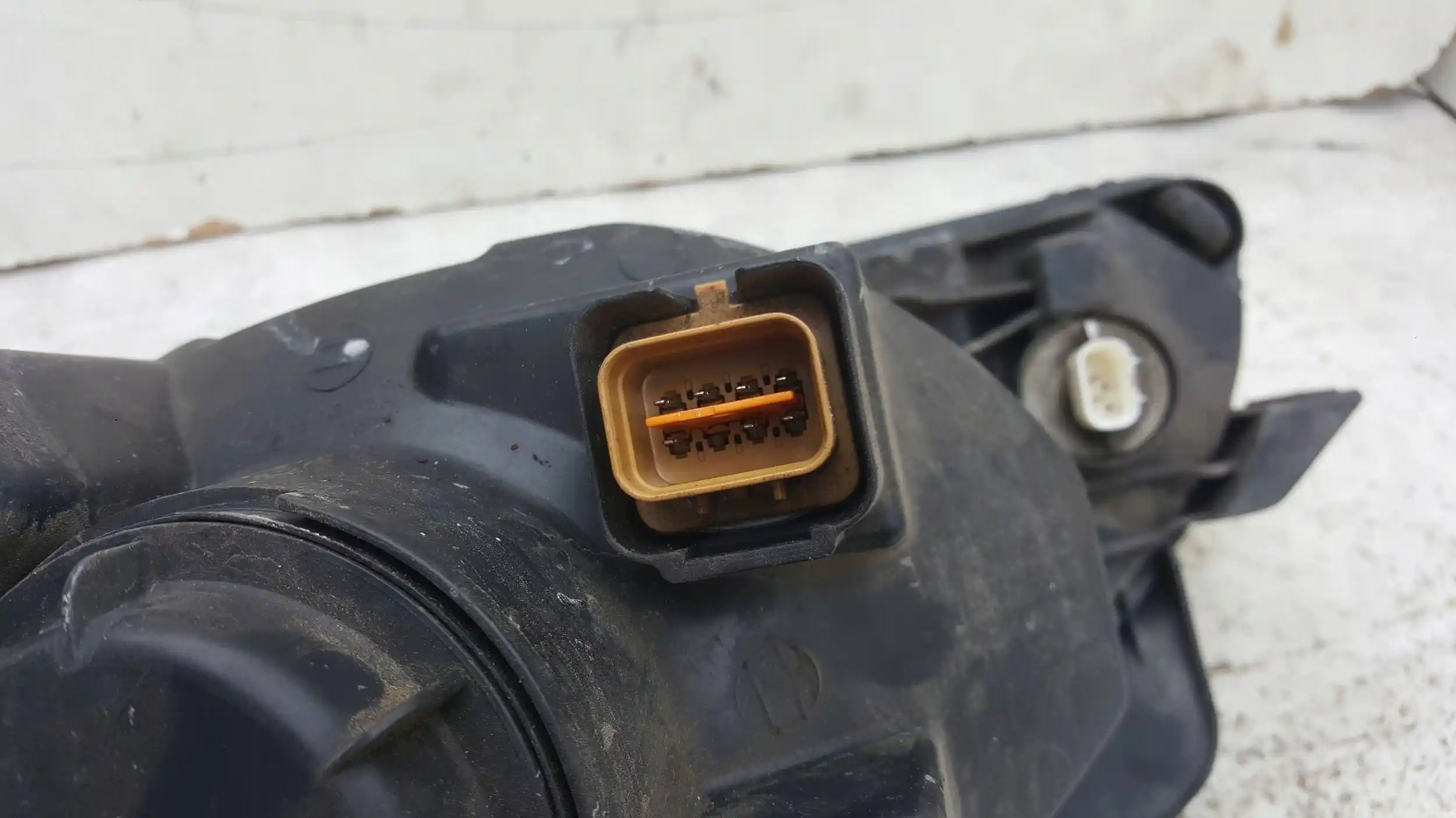 LAMPA PRAWY PRZÓD PRZEDNIA HYUNDAI GETZ LIFT 05-11