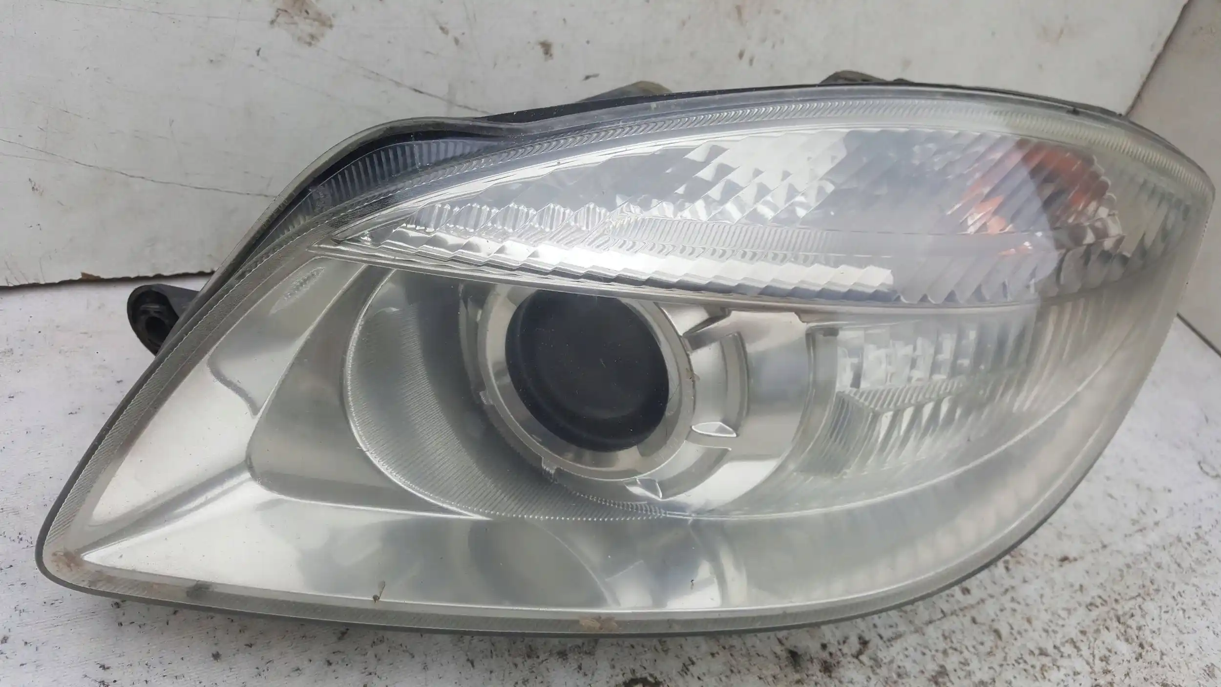 LAMPA LEWY PRZÓD PRZEDNIA SKODA FABIA II ROOMSTER 7-10