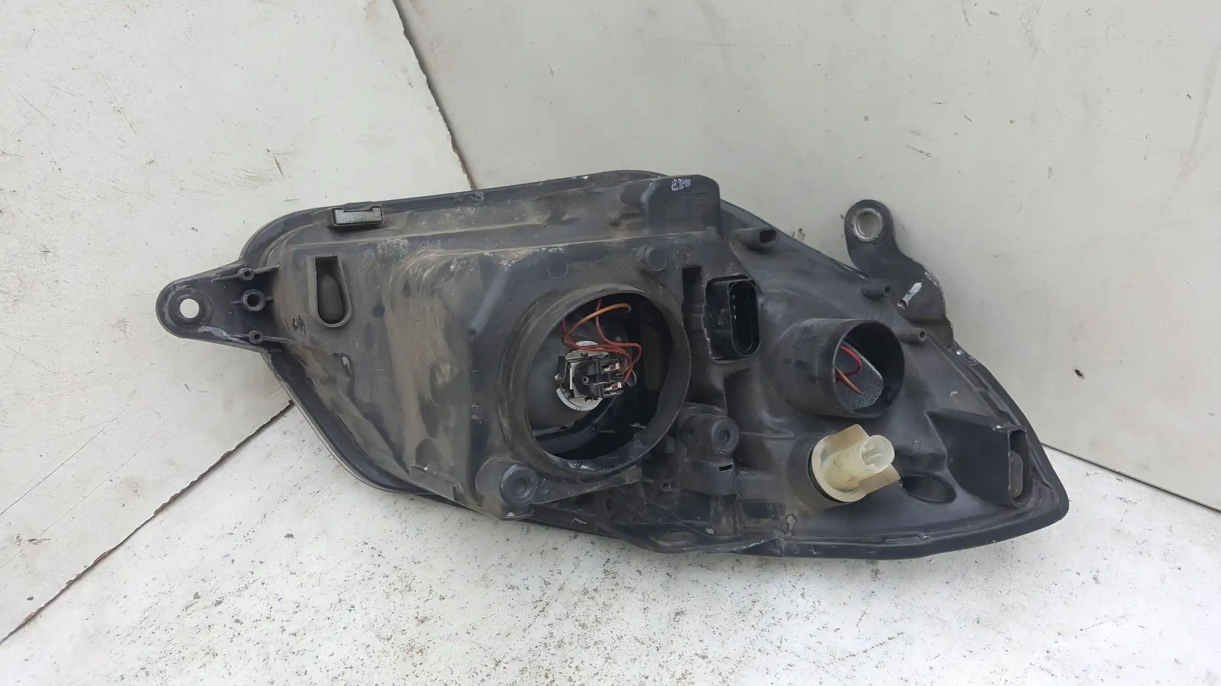 LAMPA LEWY PRZÓD PRZEDNIA SKODA FABIA II ROOMSTER 7-10