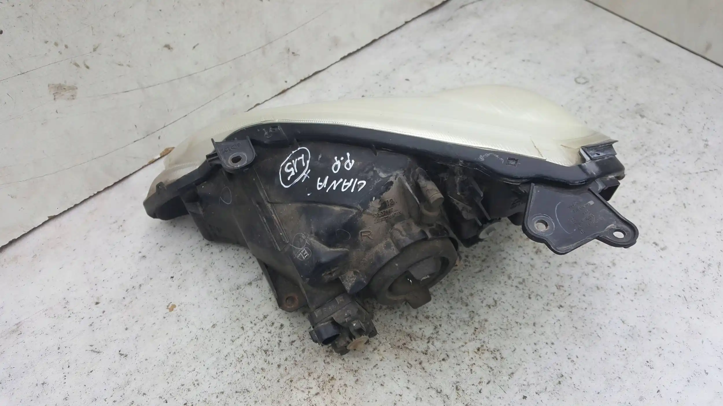 LAMPA PRAWY PRZÓD PRZEDNIA SUZUKI LIANA 01-