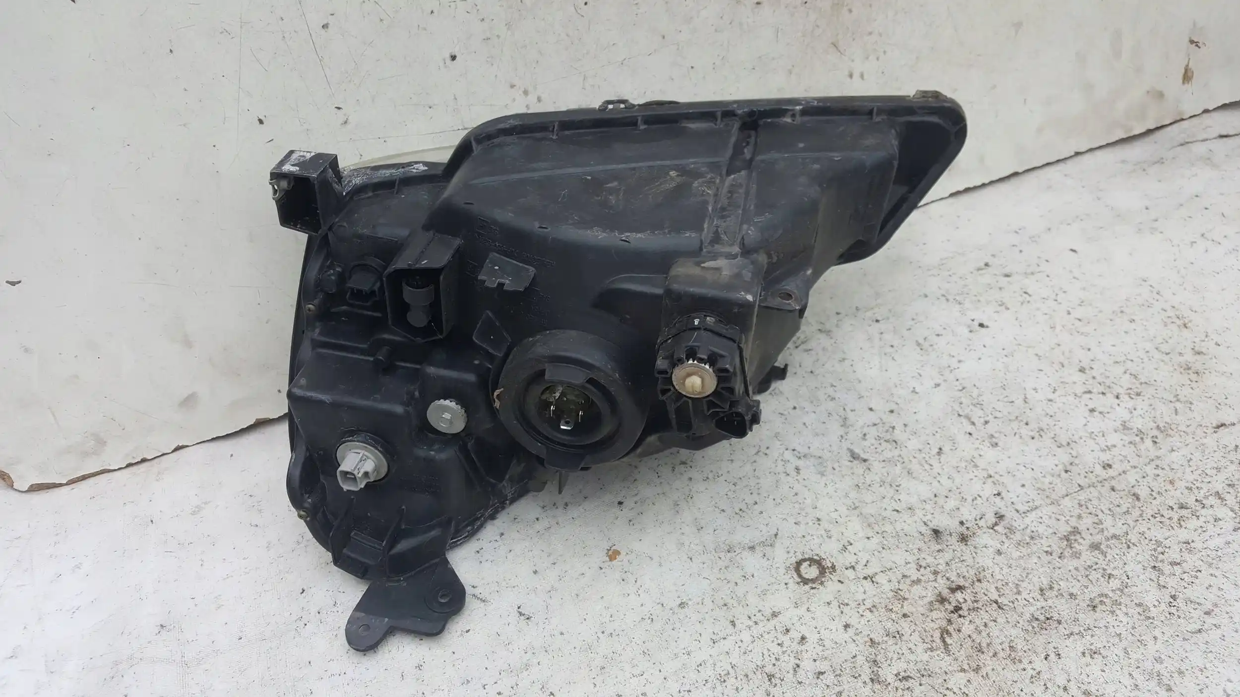 LAMPA PRAWY PRZÓD PRZEDNIA SUZUKI LIANA 01-