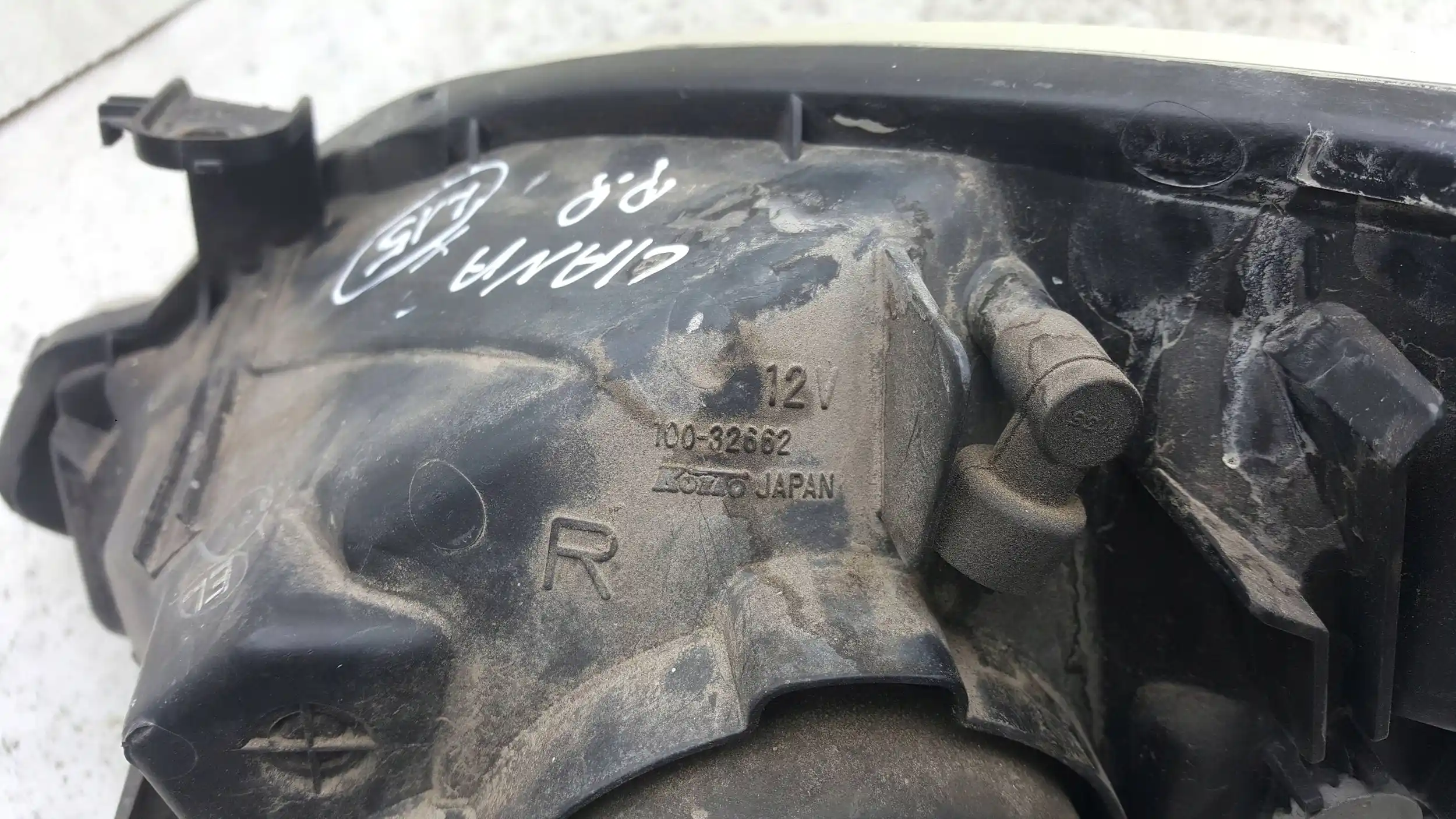 LAMPA PRAWY PRZÓD PRZEDNIA SUZUKI LIANA 01-