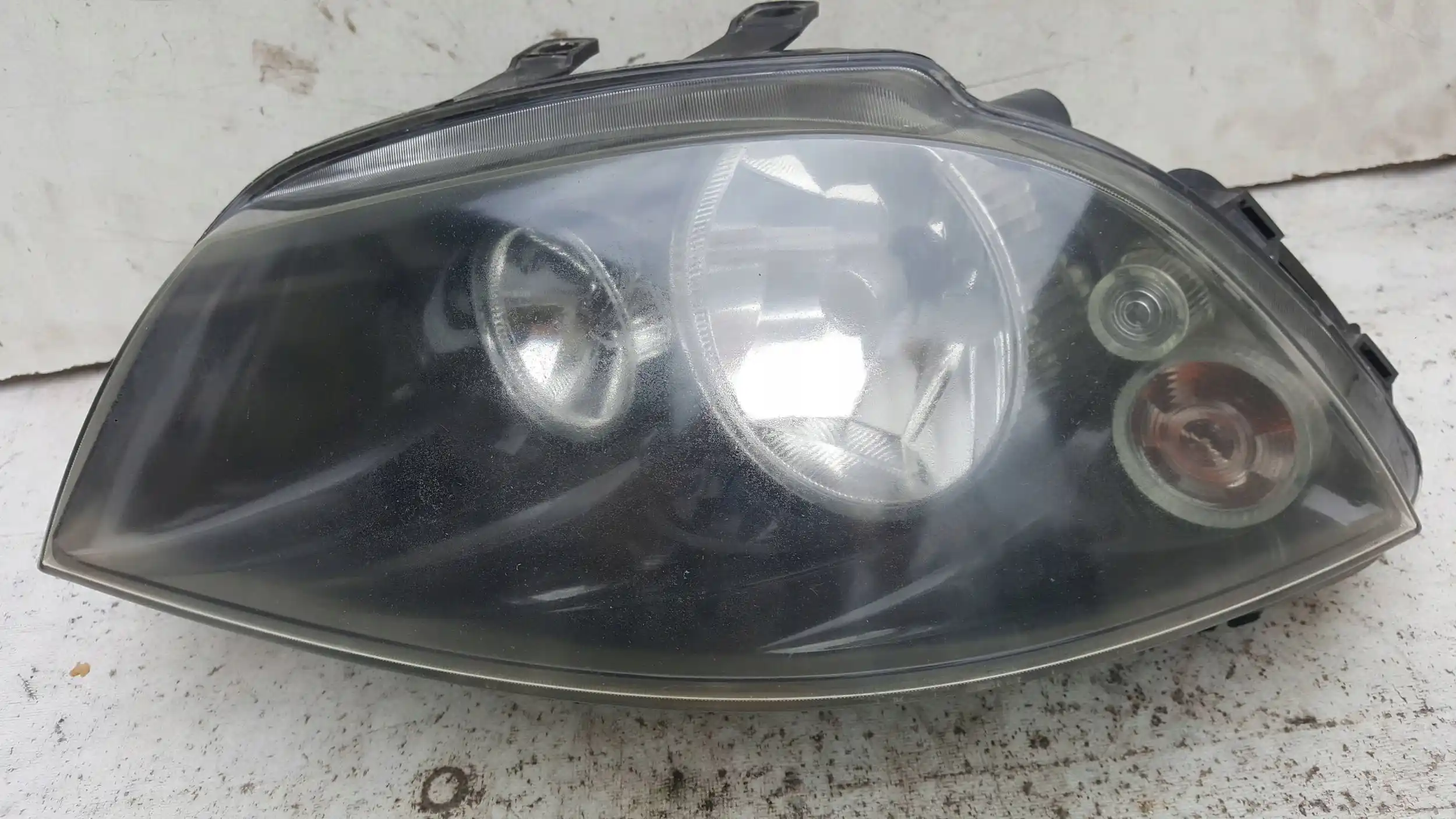 LAMPA LEWY PRZÓD 6L1941751B SEAT IBIZA III 6L1 CORDOBA II 6L2 LIFT 05-08