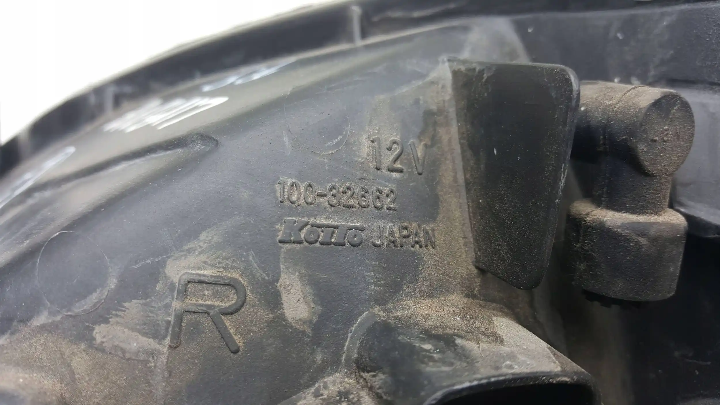LAMPA PRAWY PRZÓD PRZEDNIA SUZUKI LIANA 01-