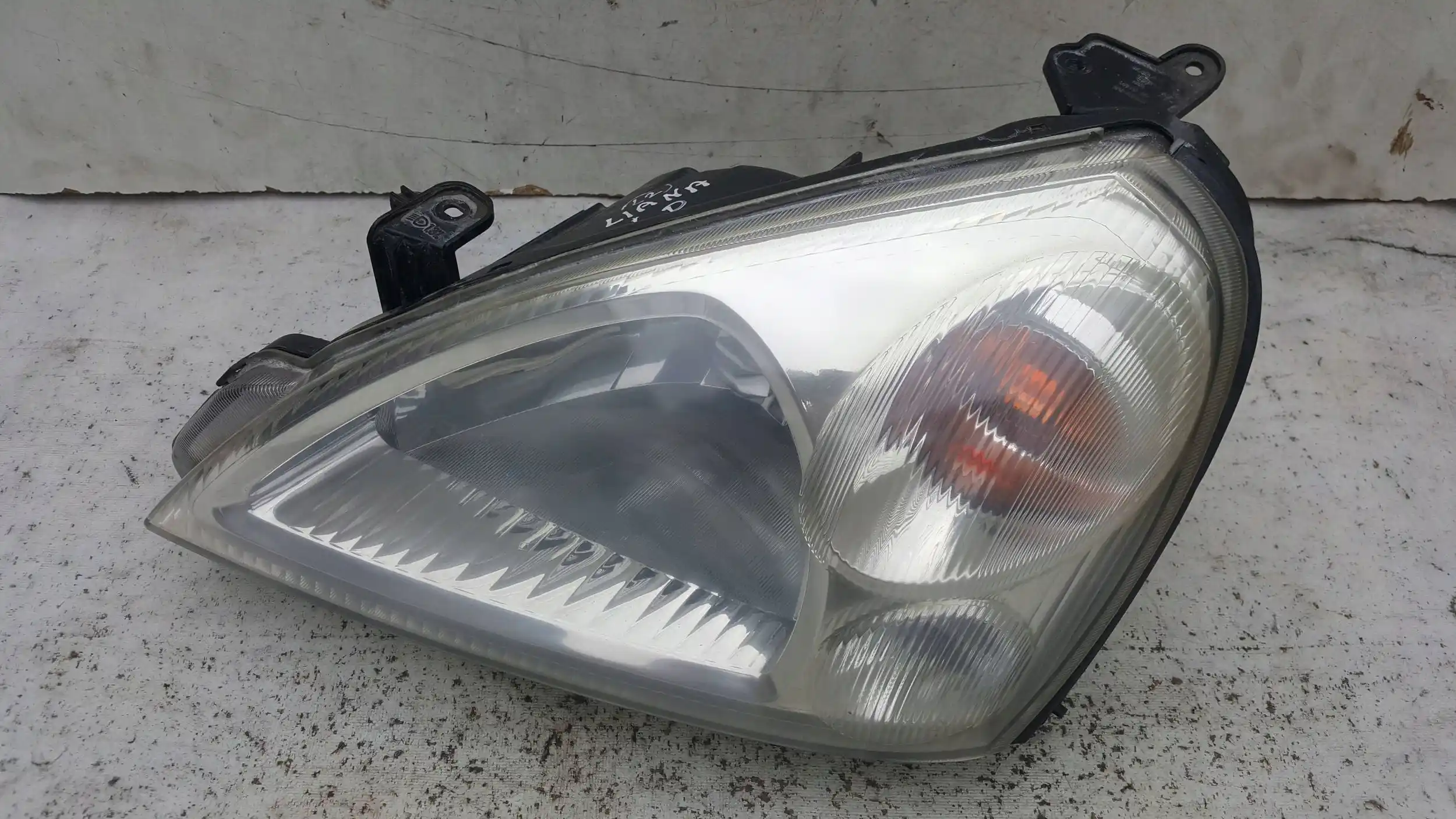 LAMPA LEWY PRZÓD PRZEDNIA 10032662 SUZUKI LIANA 01-