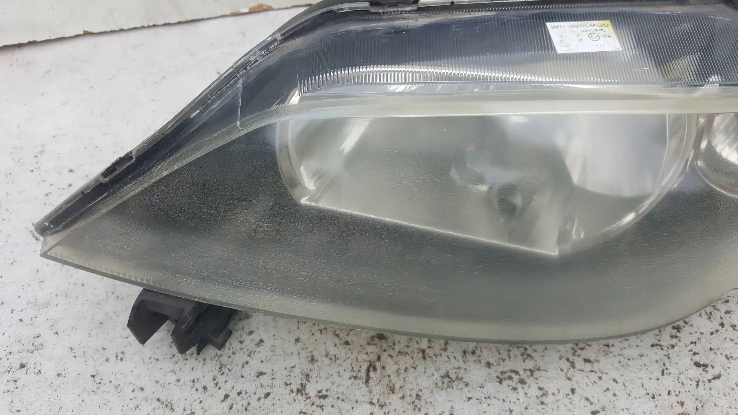 LAMPA LEWY PRZÓD PRZEDNIA 3M7113W030AF MAZDA 2 DY 02-07