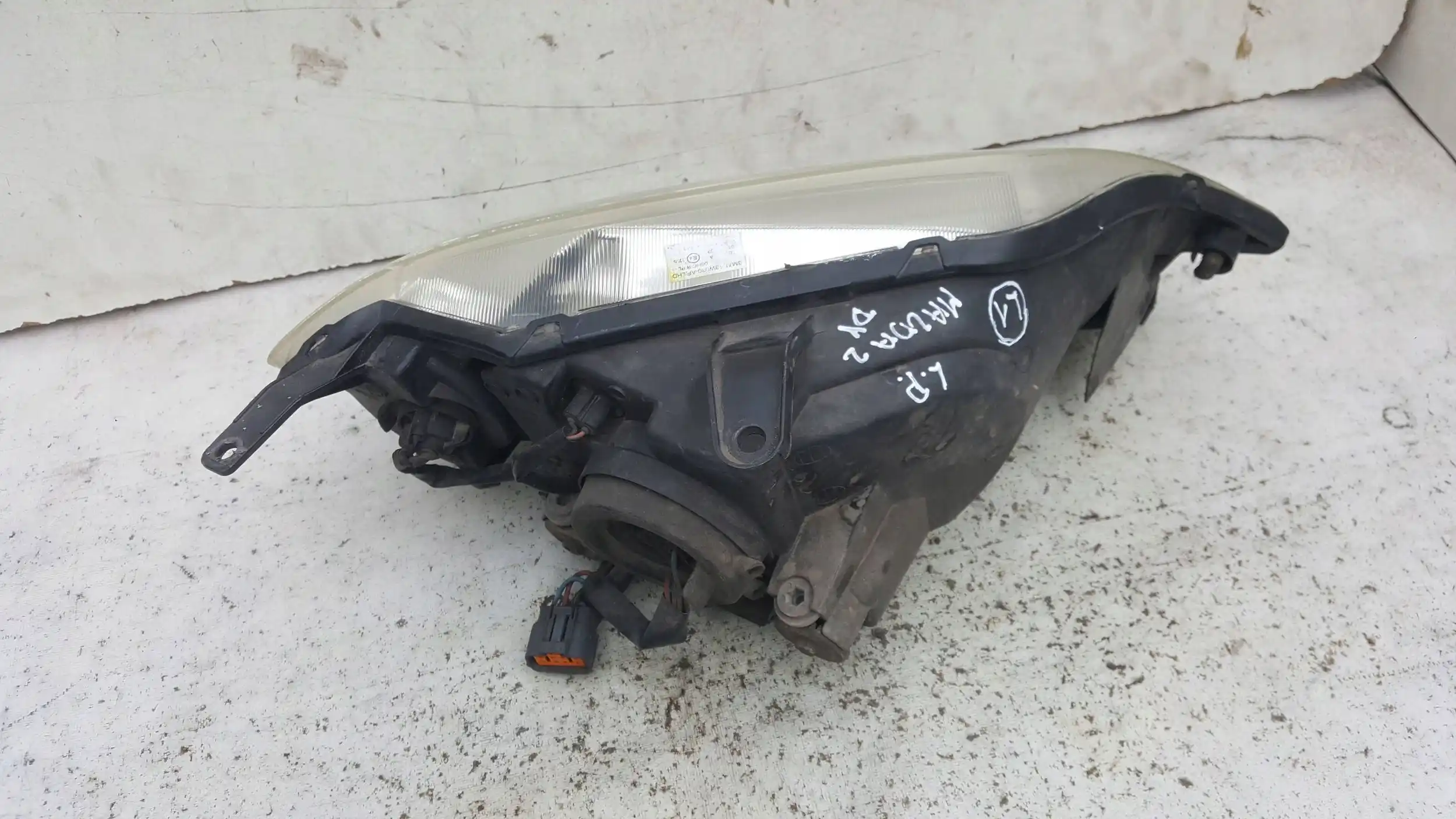 LAMPA LEWY PRZÓD PRZEDNIA 3M7113W030AF MAZDA 2 DY 02-07