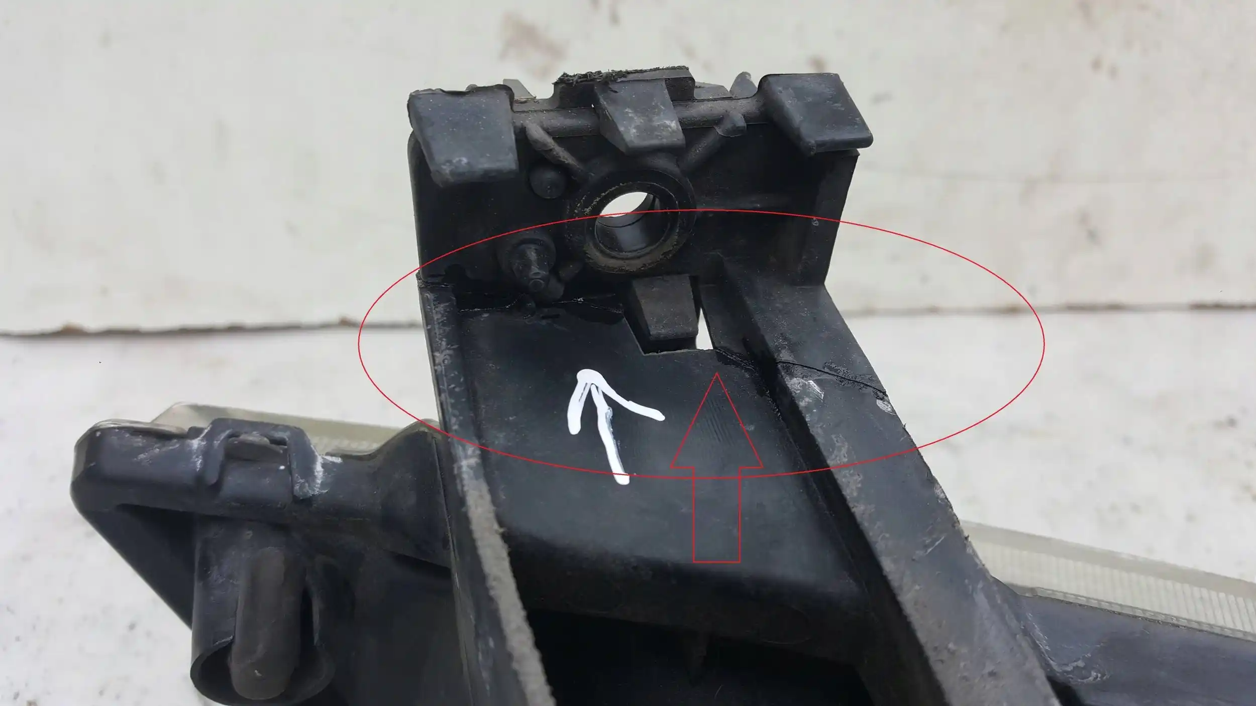 LAMPA LEWY PRZÓD PRZEDNIA 3M7113W030AF MAZDA 2 DY 02-07