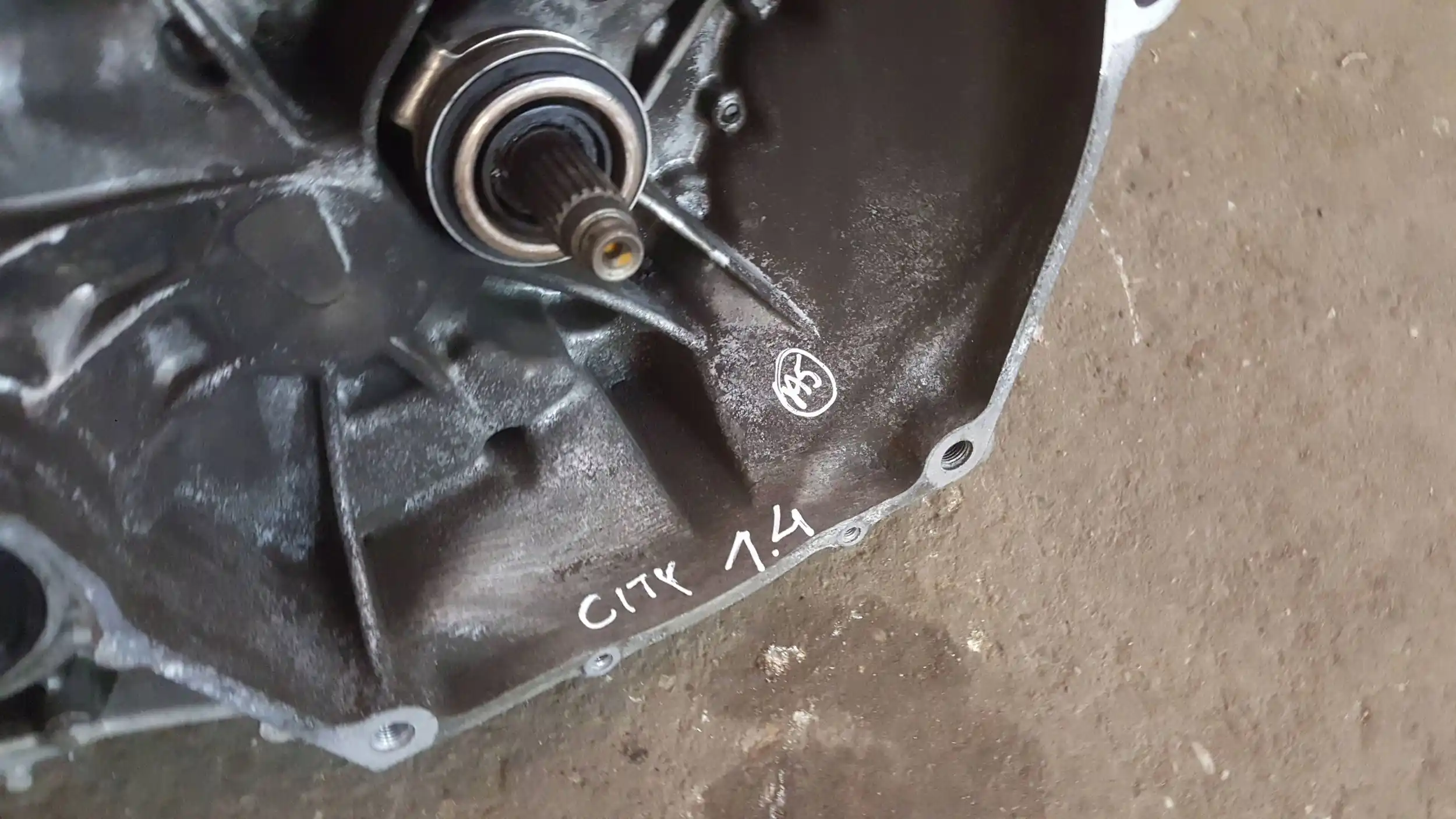SKRZYNIA BIEGÓW EMF6 HONDA CITY IV 1.4 02-