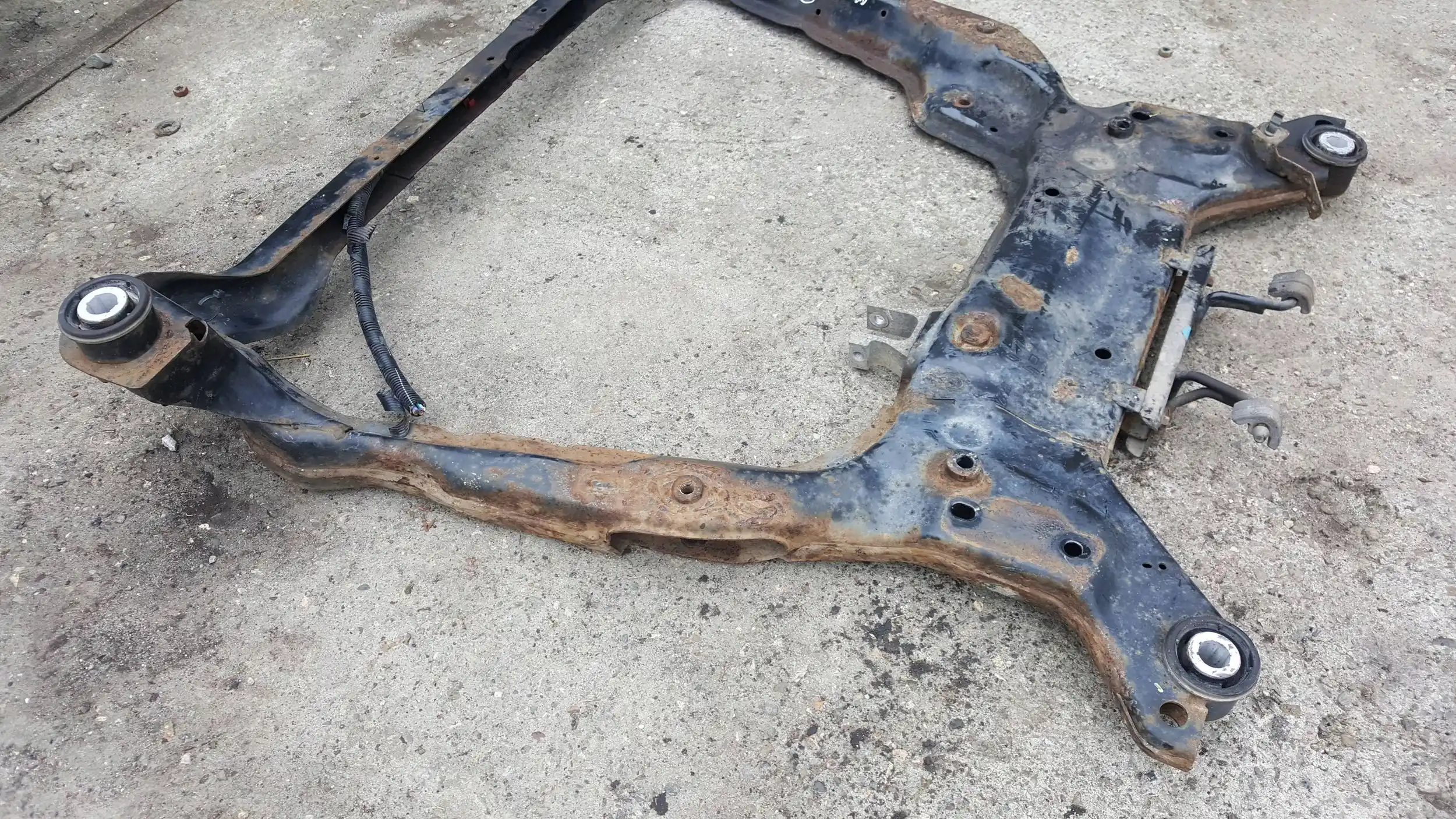 SANKI KOŁYSKA WÓZEK TRAWERS PRZÓD FORD GALAXY MK3 06- DIESEL