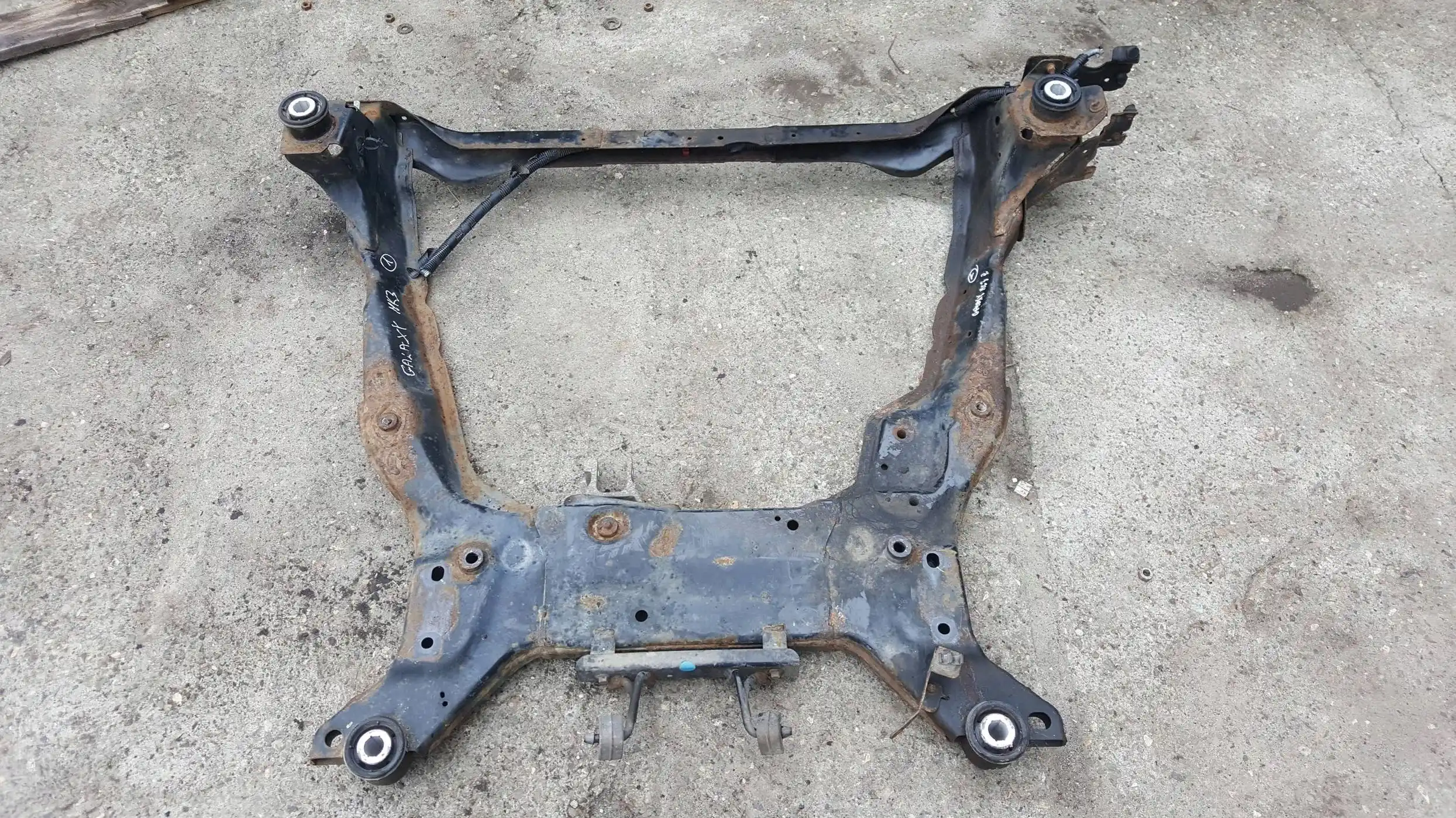 SANKI KOŁYSKA WÓZEK TRAWERS PRZÓD FORD GALAXY MK3 06- DIESEL