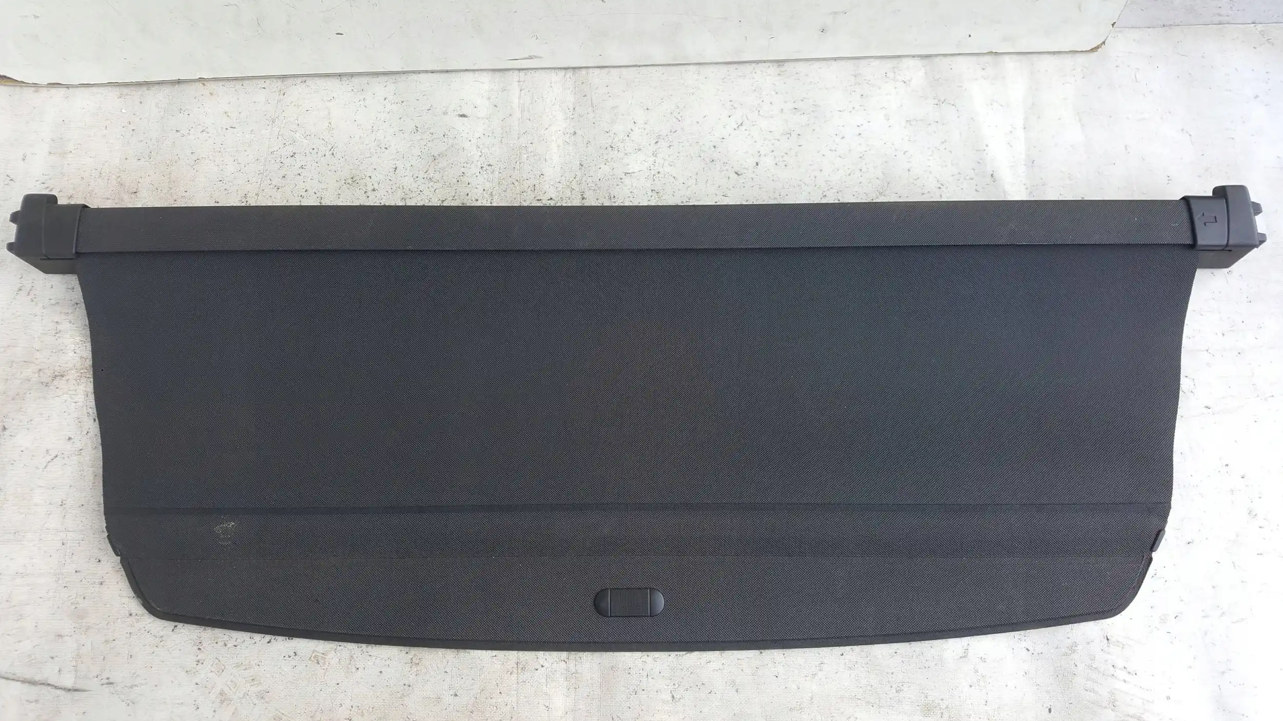 ROLETA BAGAŻNIKA 8Z0863553 AUDI A2 5D 99-