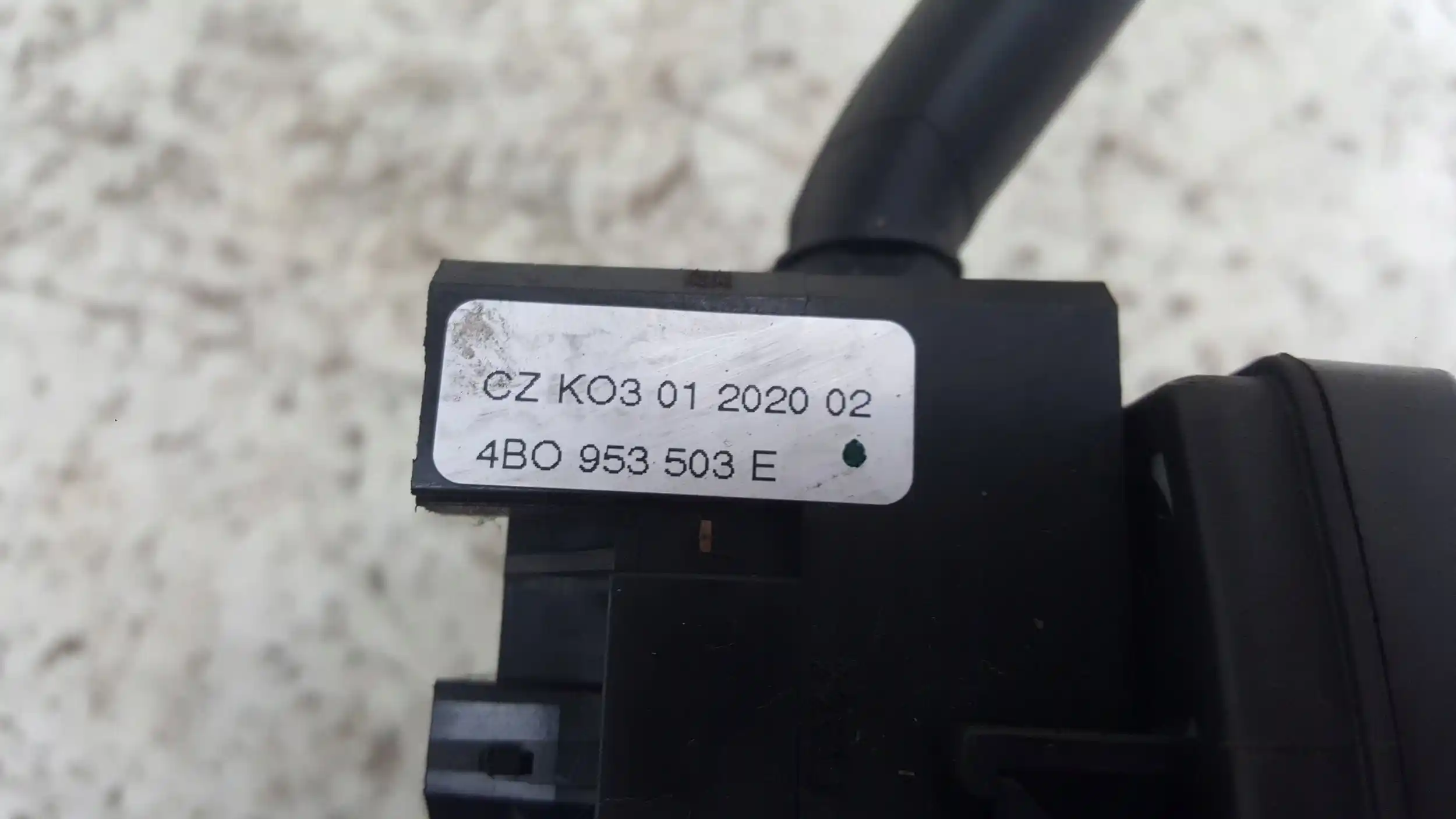 PAJĄK PRZEŁĄCZNIK ZESPOLONY 4B0953503E 1J0959654AC AUDI A2 99-