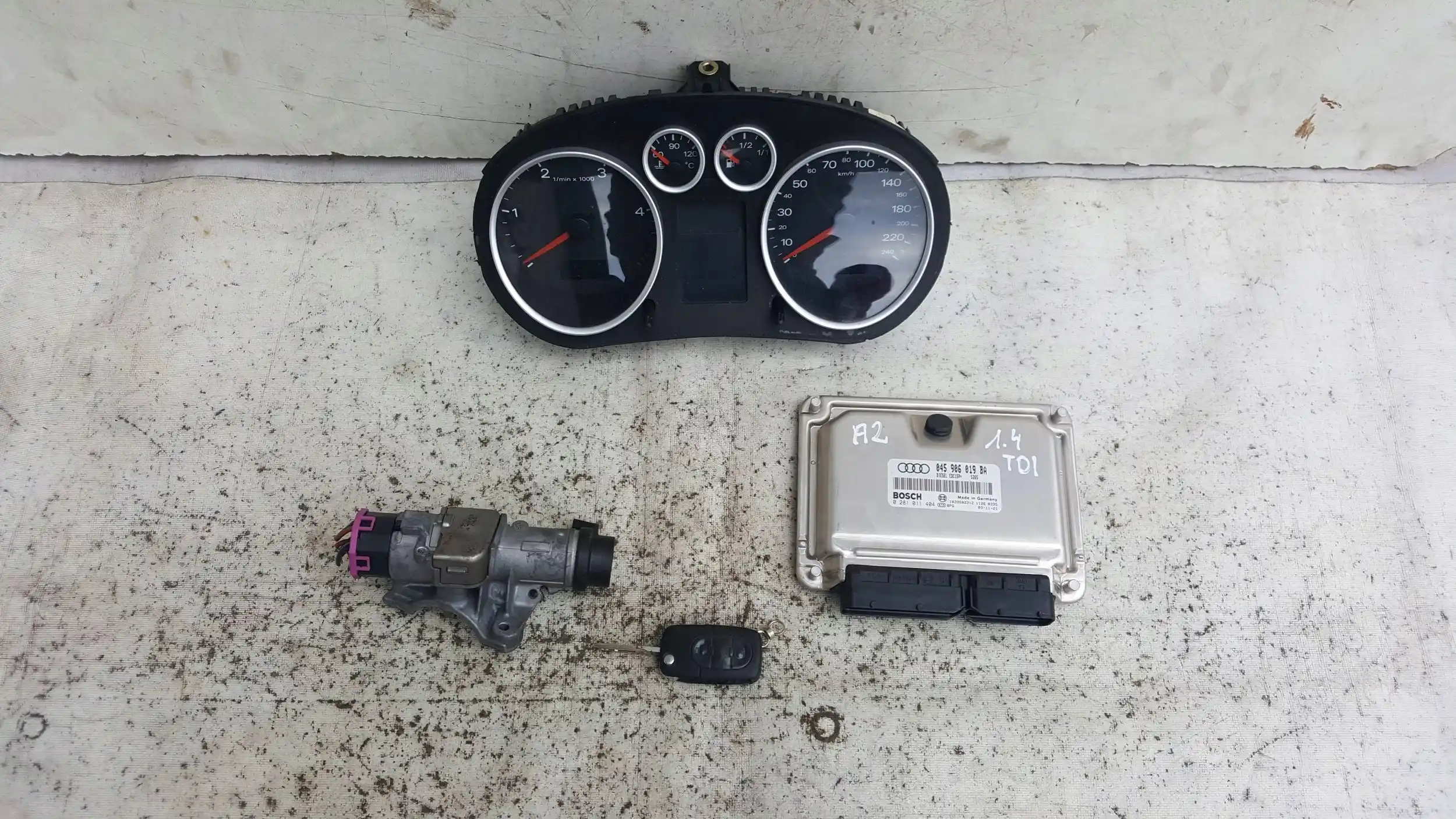 KOMPUTER 045906019BA 0281011404 ZESTAW IMMO AUDI A2 1.4 TDI 99-