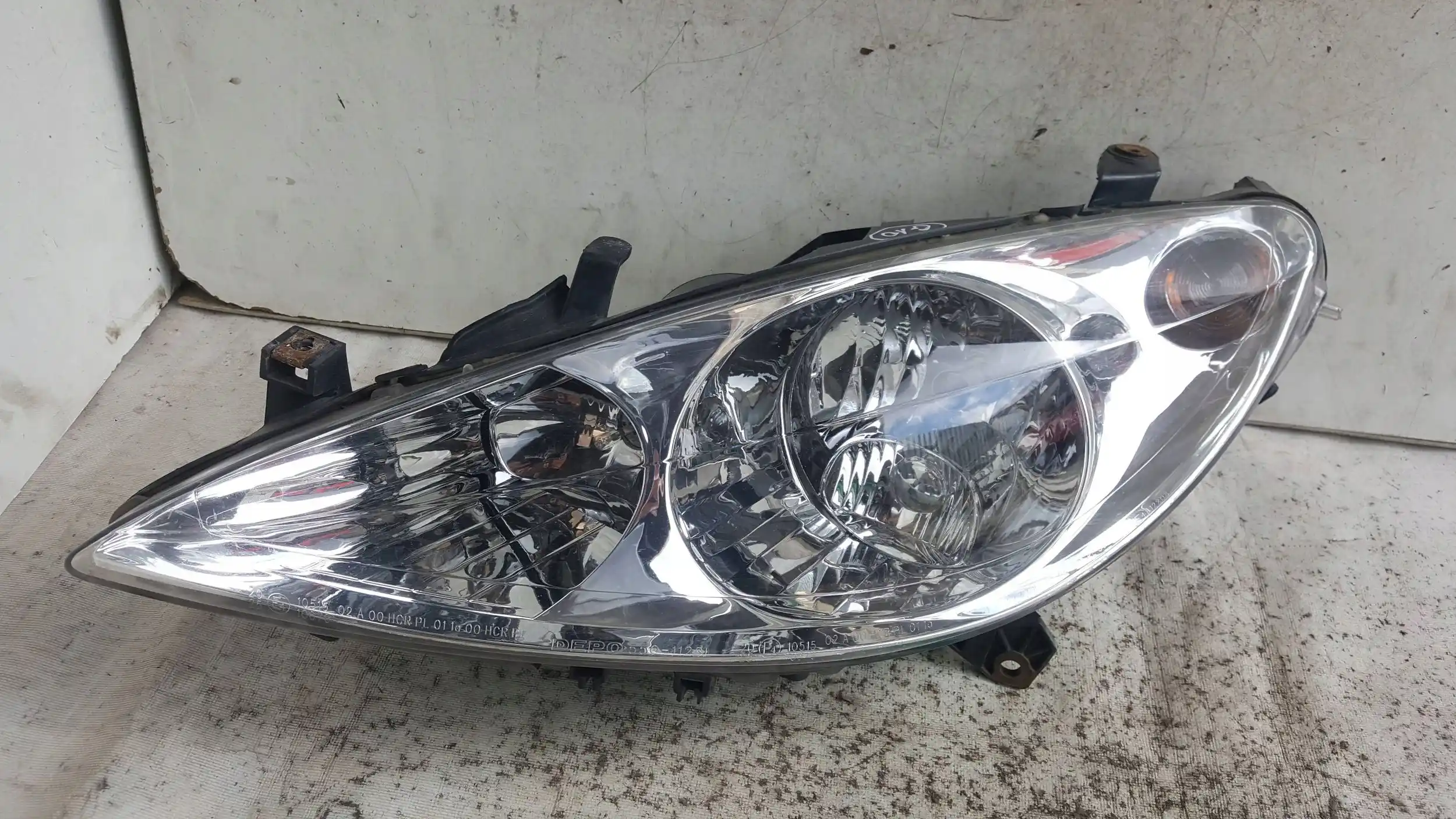 LAMPA LEWY PRZÓD PRZEDNIA PEUGEOT 307 01-05