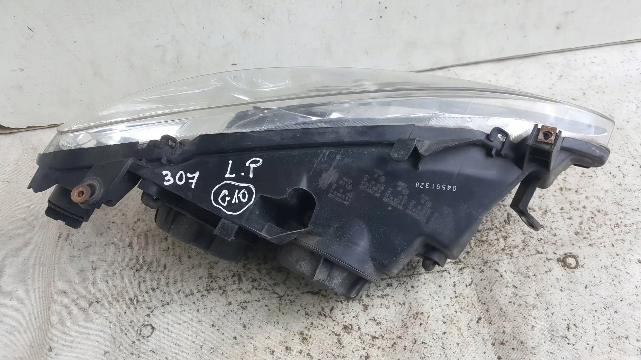 LAMPA LEWY PRZÓD PRZEDNIA PEUGEOT 307 01-05