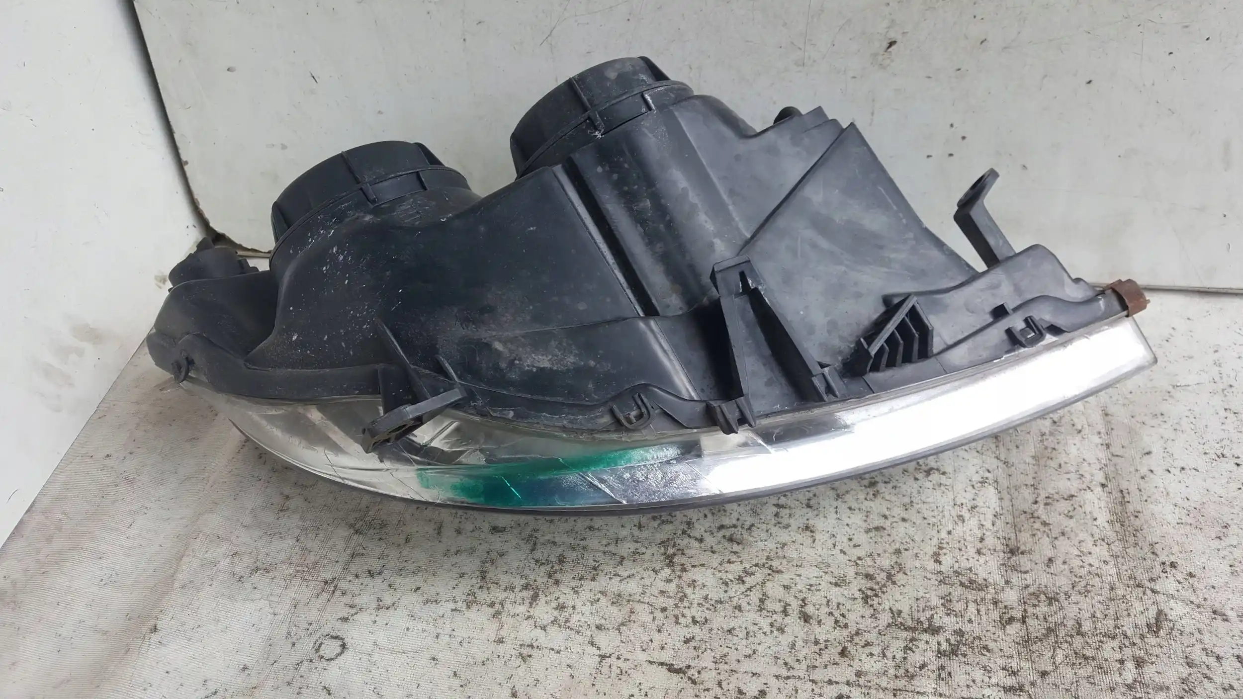 LAMPA LEWY PRZÓD PRZEDNIA PEUGEOT 307 01-05