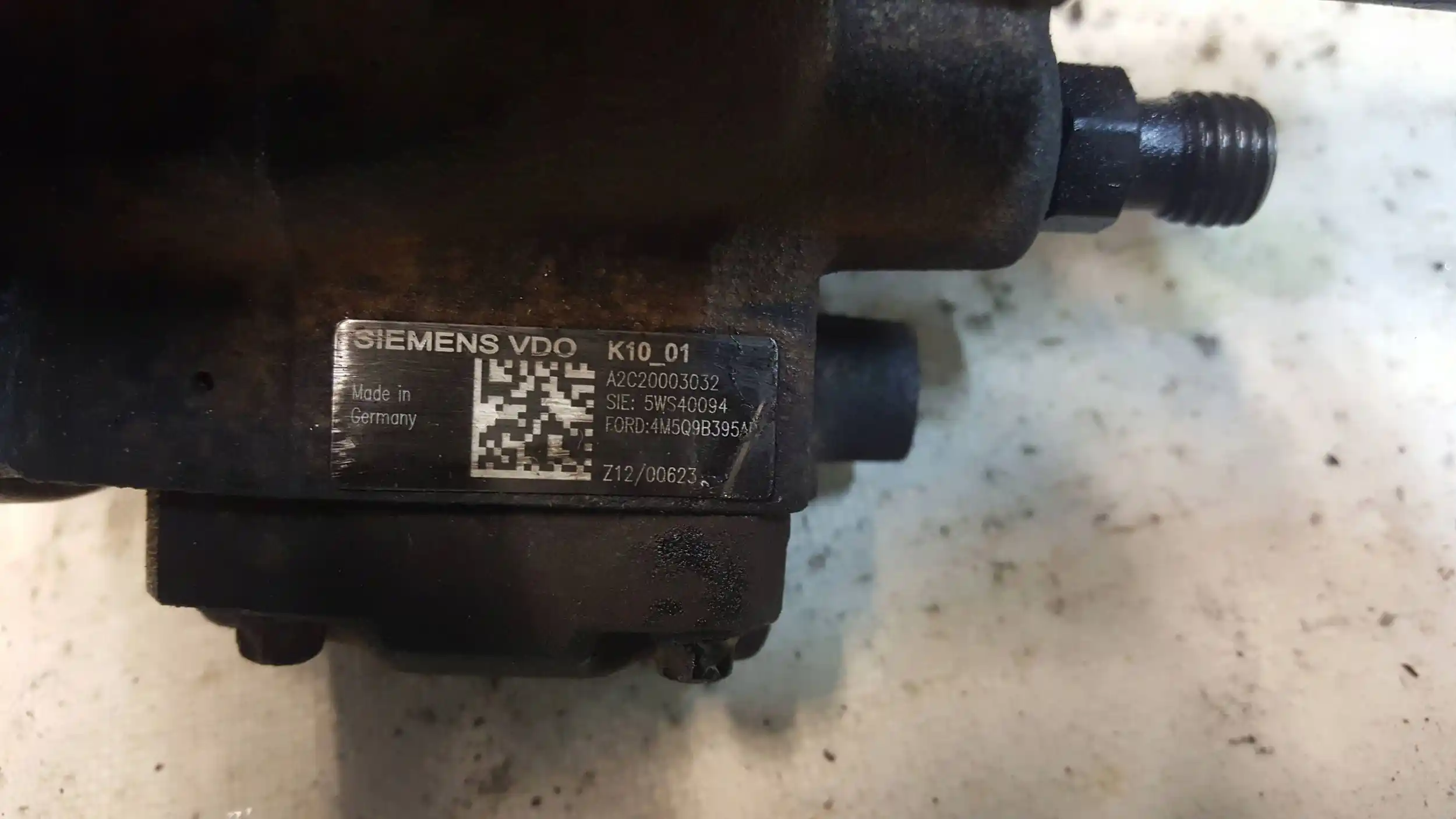 POMPA WTRYSKOWA 4M5Q9B395AD FORD GALAXY MK3 1.8 TDCI 06-