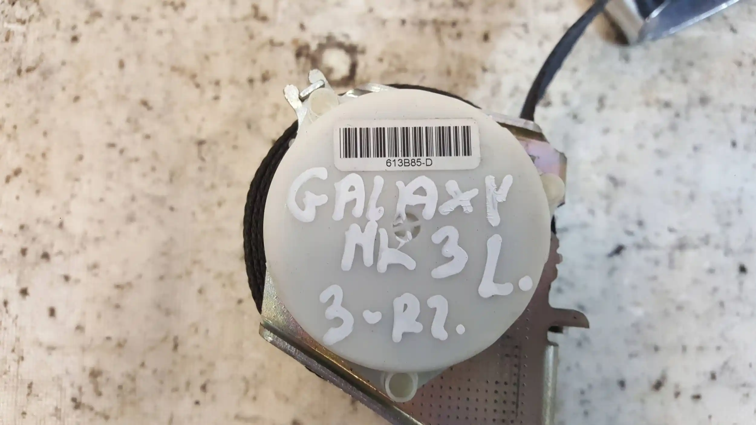 PAS BEZPIECZEŃSTWA 613B85D LEWY 3 RZĄD FORD GALAXY MK3 06-