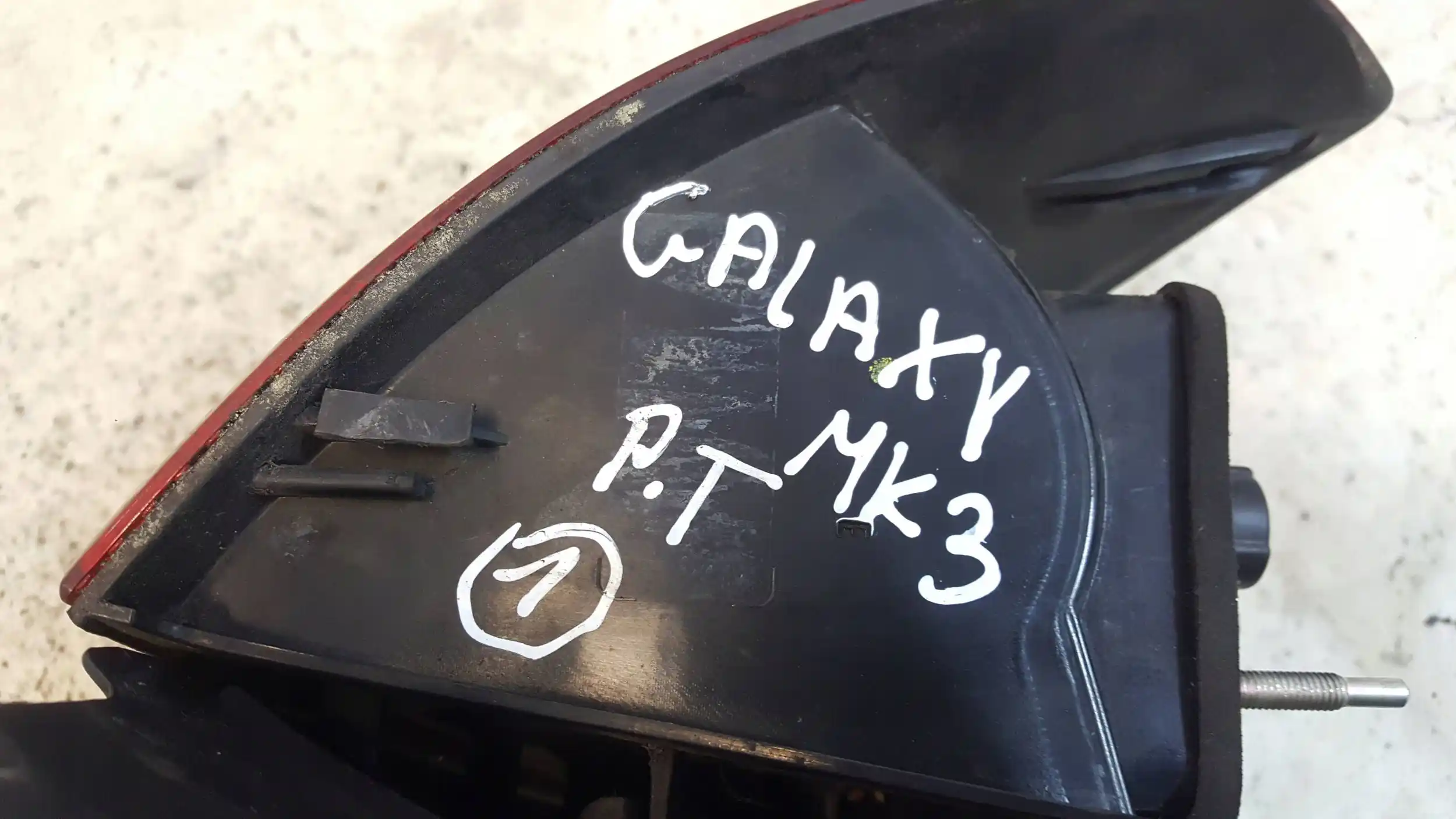 LAMPA PRAWY TYŁ TYLNA FORD GALAXY MK3 06-10