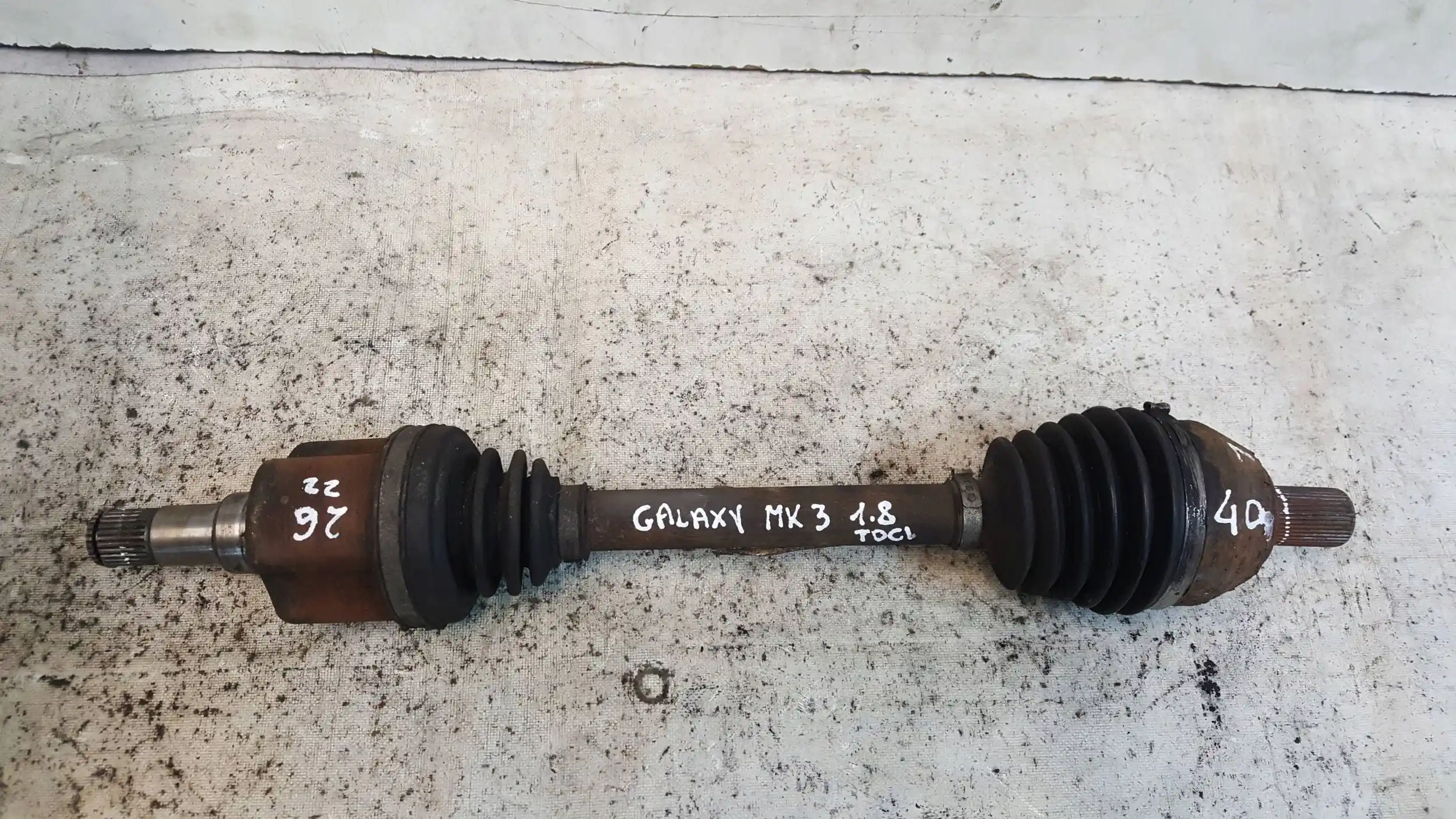 PÓŁOŚ LEWA KRÓTKA 6G913B437BD 40/26 FORD GALAXY MK3 1.8 TDCI 06-