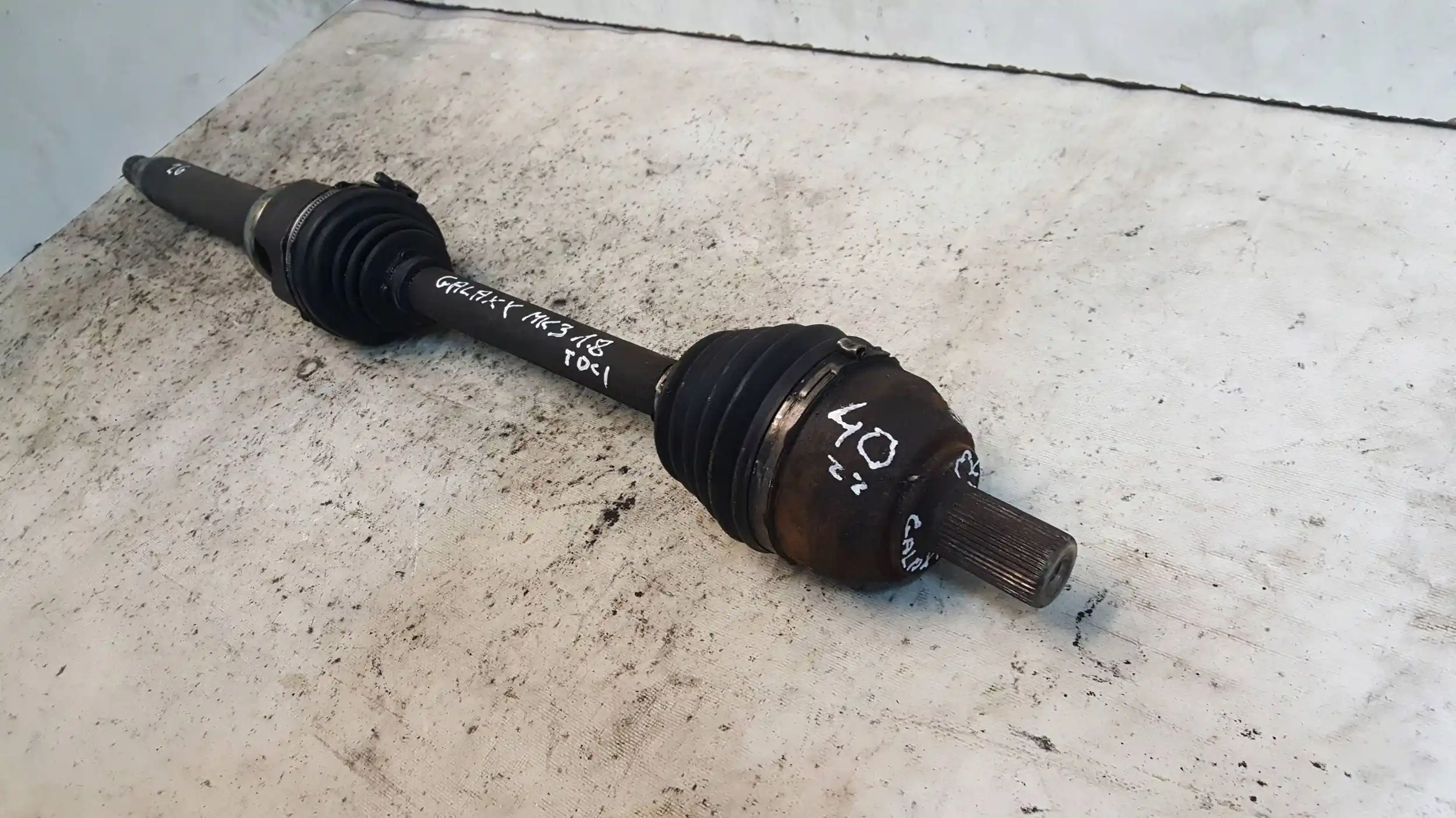 PÓŁOŚ PRAWA DŁUGA 40/26 FORD GALAXY MK3 1.8 TDCI 06-