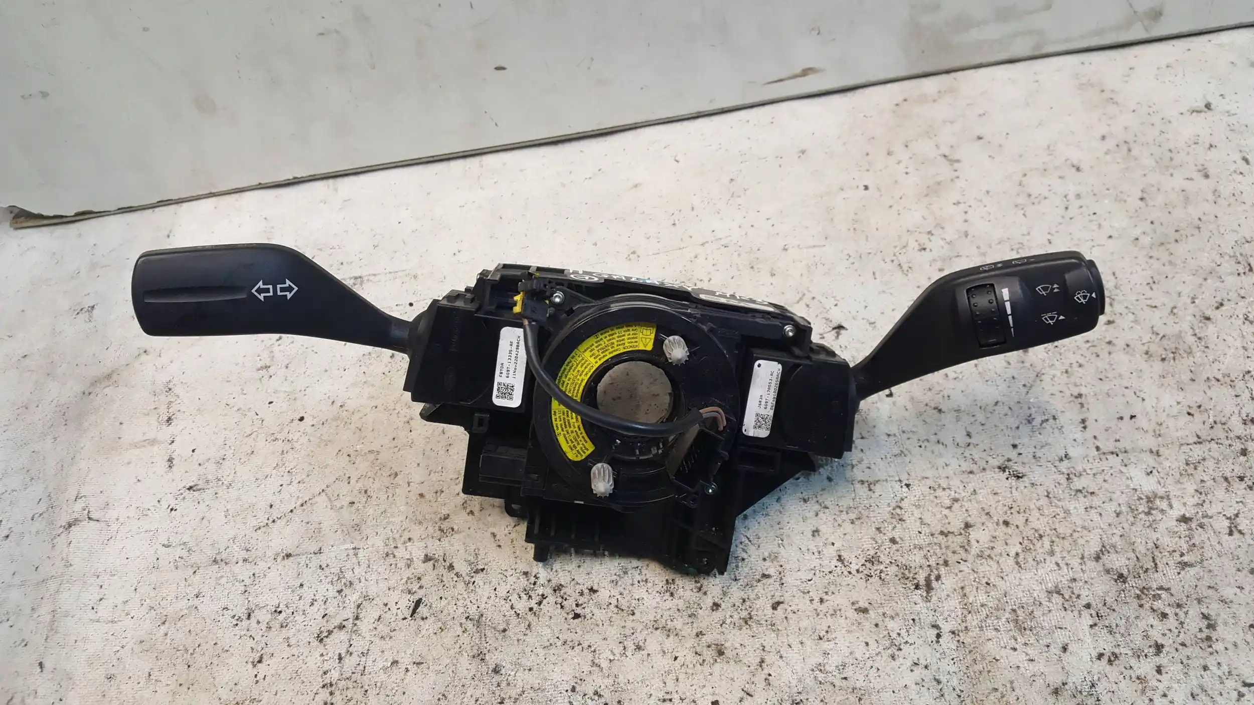 PRZEŁĄCZNIK ZESPOLONY PAJĄK 6G9T13N064AE FORD GALAXY MK3 06-