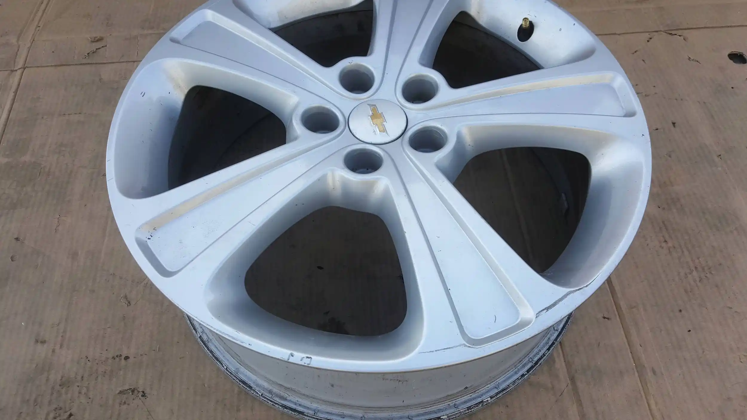 FELGA ALUMINIOWA 95151222 7Jx19'' 5x115 ET 45 CHEVROLET CAPTIVA OPEL ANTARA
