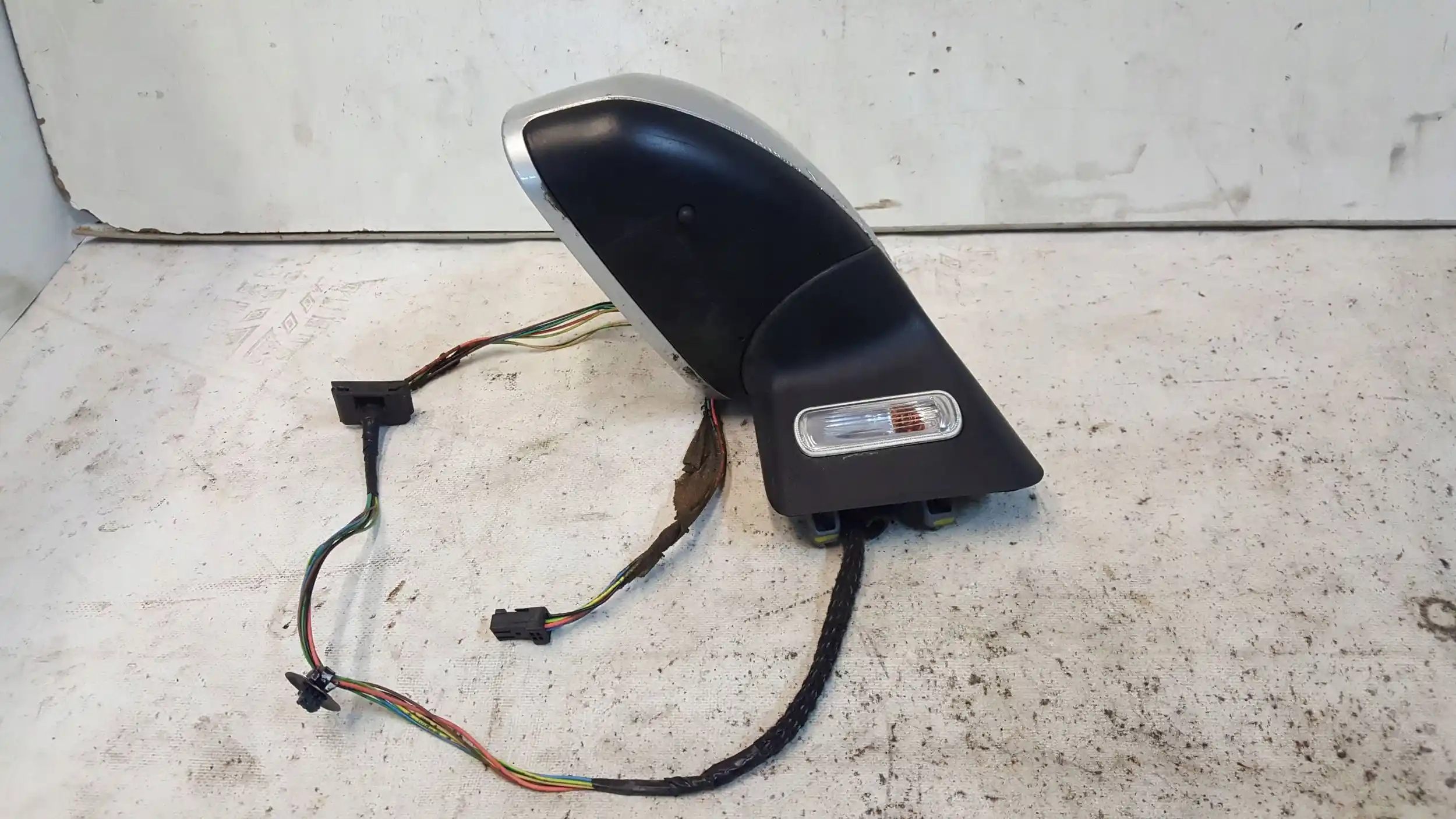 LUSTERKO PRAWE ELEKTRYCZNE 6+2 8PIN CITROEN C4 I 04- EZR