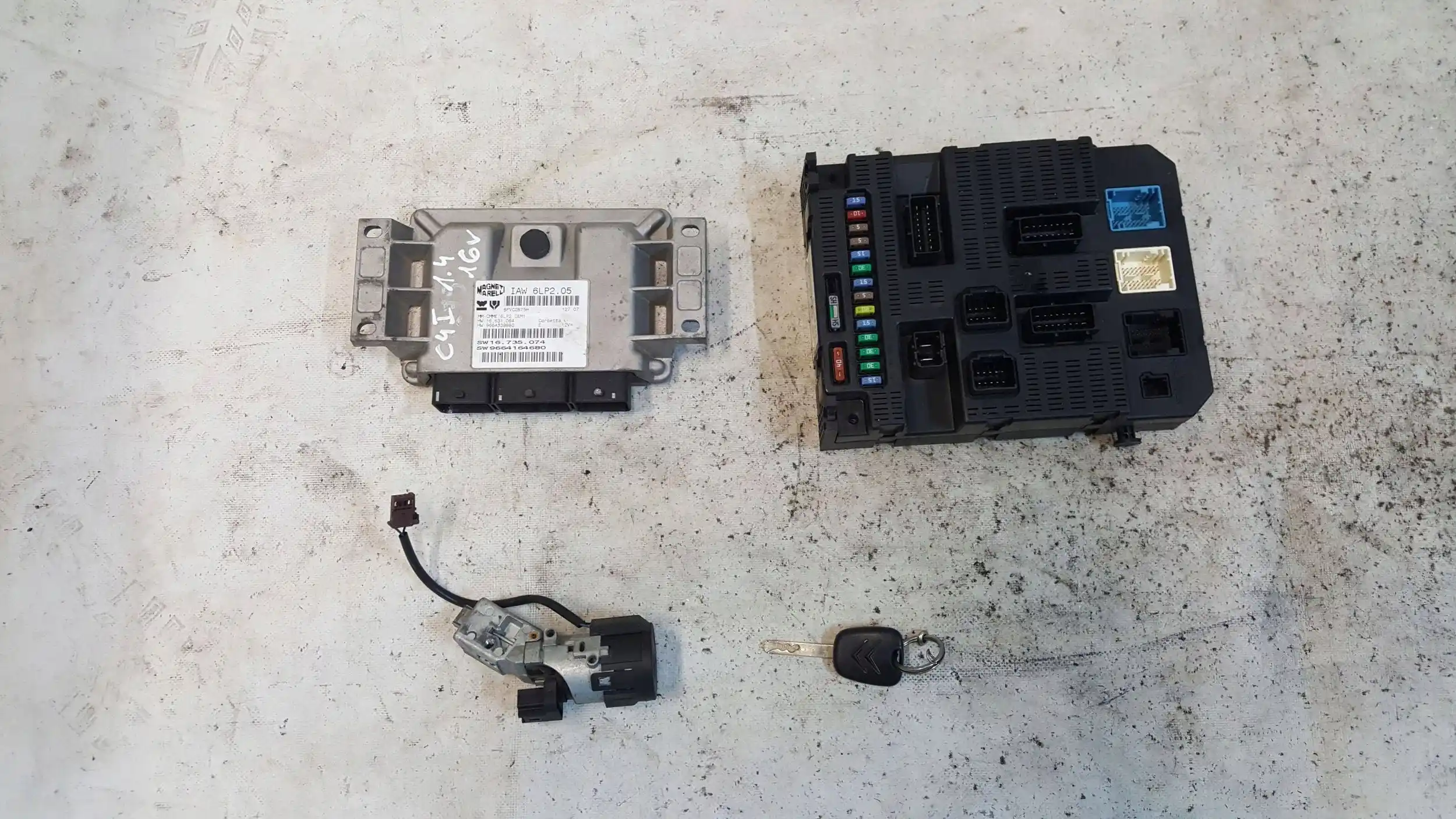 KOMPUTER 9664164680 IAW6LP205 ZESTAW IMMO CITROEN C4 I 1.4 16V 04-
