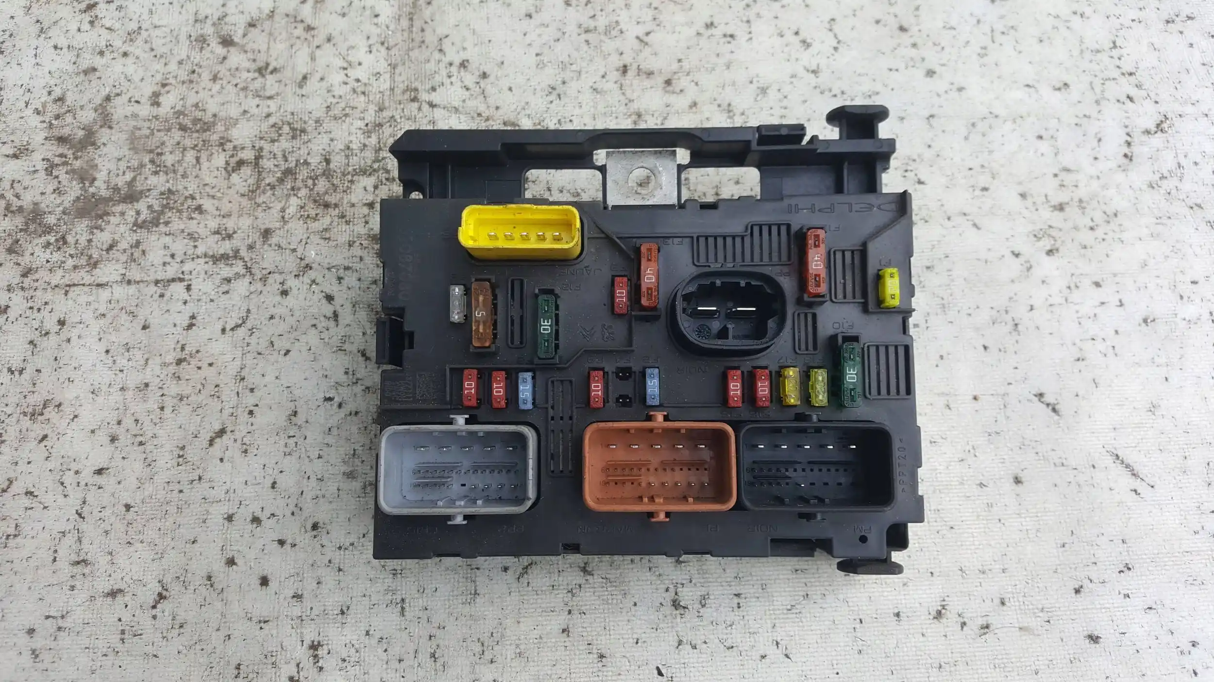 SKRZYNKA BEZPIECZNIKÓW MODUŁ BSM 9661087080 PEUGEOT 307 01-