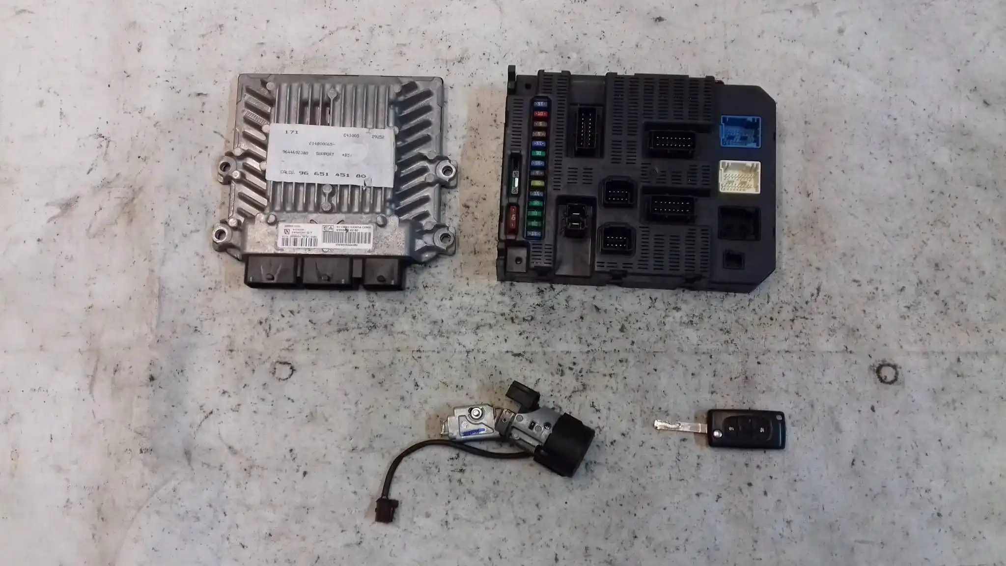 KOMPUTER 9655534080 5WS40341GT ZESTAW IMMO STARTOWY CITROEN C4 I 2.0 HDI 04