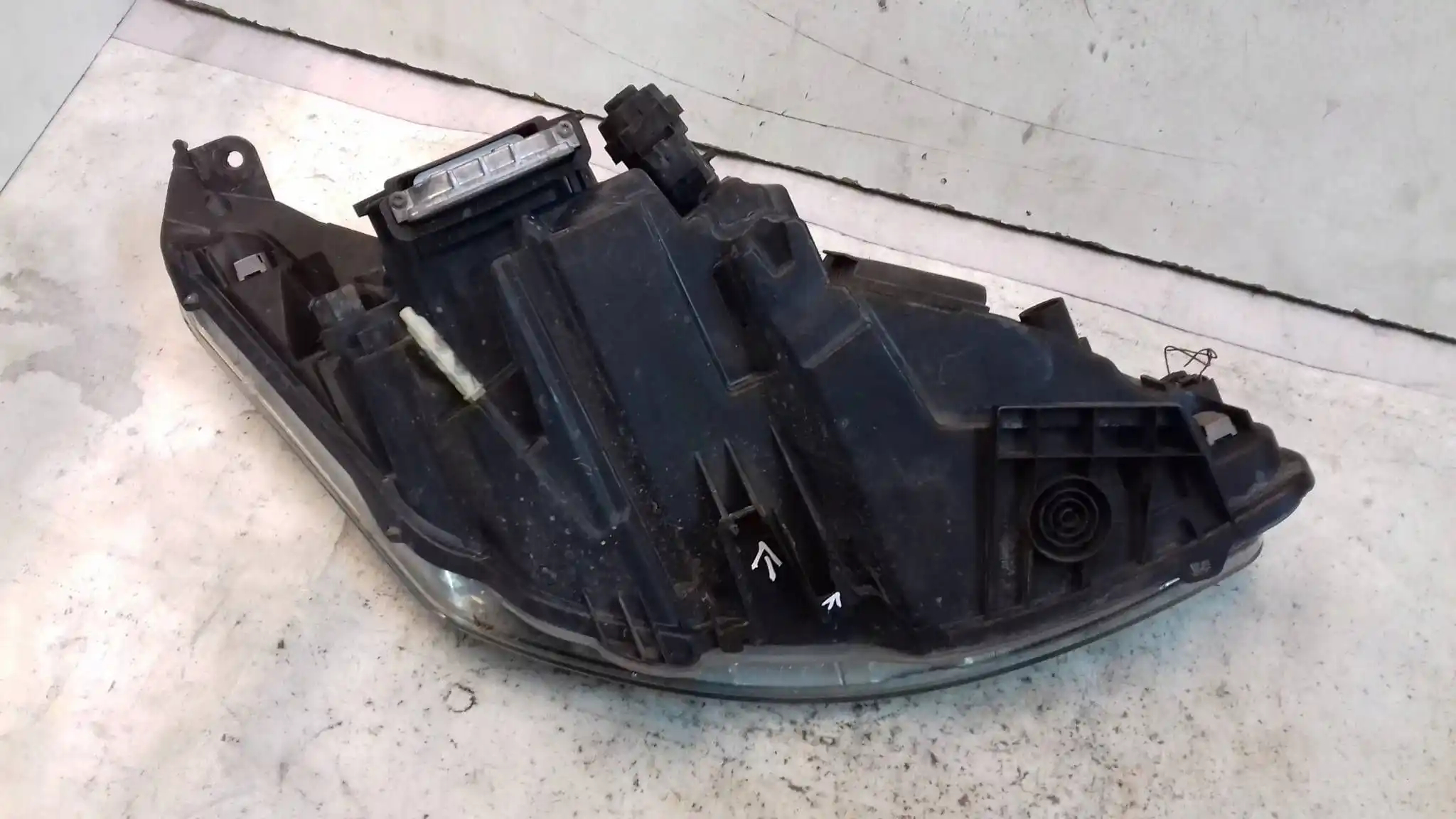 LAMPA LEWY PRZÓD PRZEDNIA XENON 89902322 CITROEN C4 I 04-