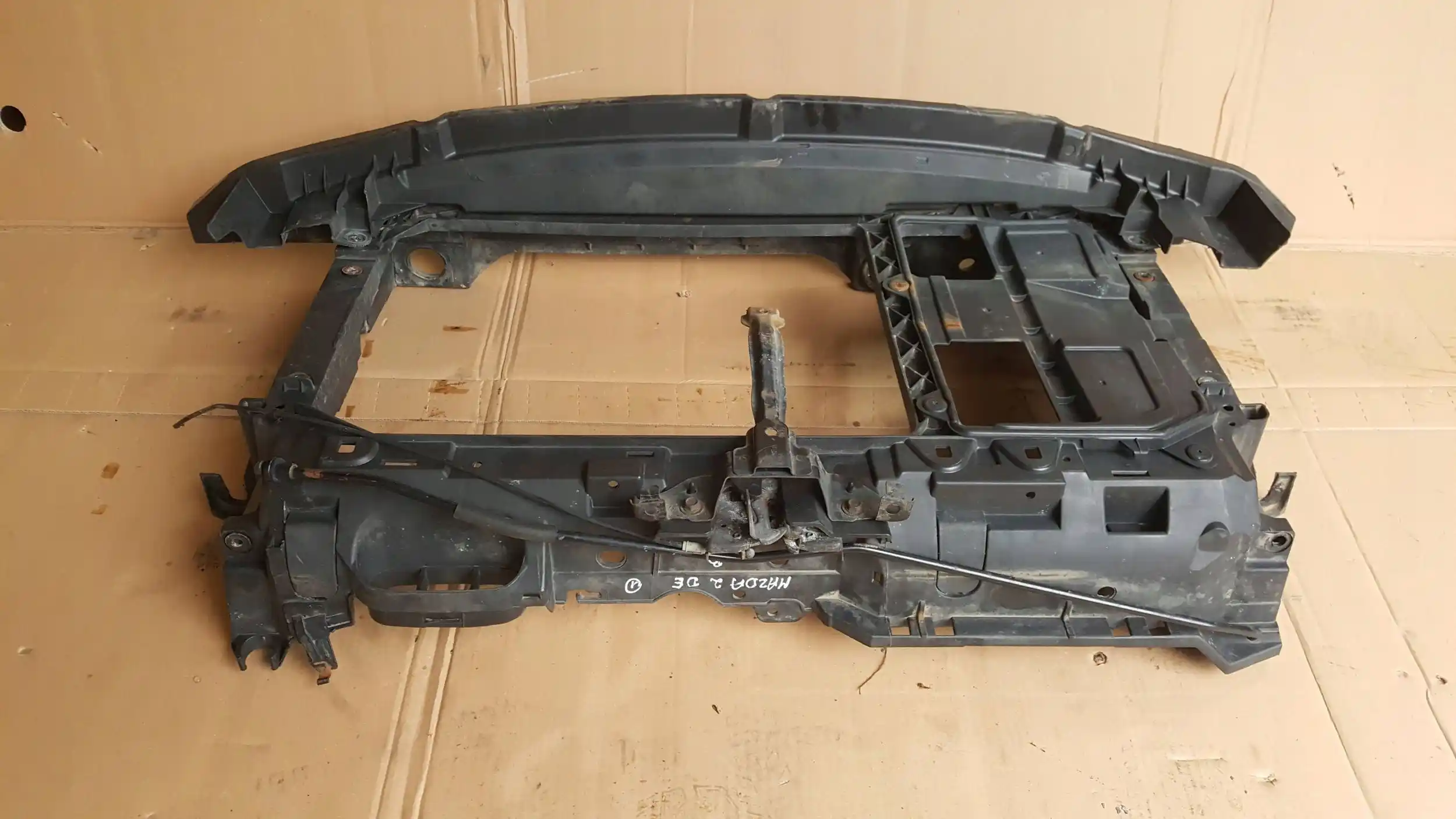 PAS PRZEDNI WZMOCNIENIE DG8053110 MZADA 2 DE 1.3 07-