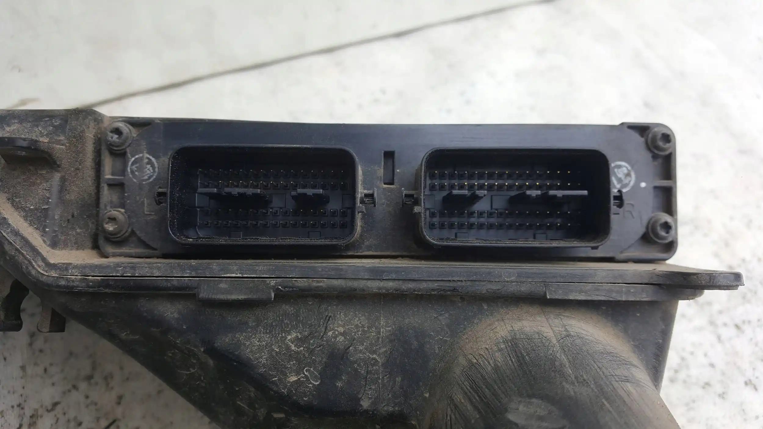 KOMPUTER 1001409895 ZESTAW IMMO MAZDA 2 DE 1.3 07-