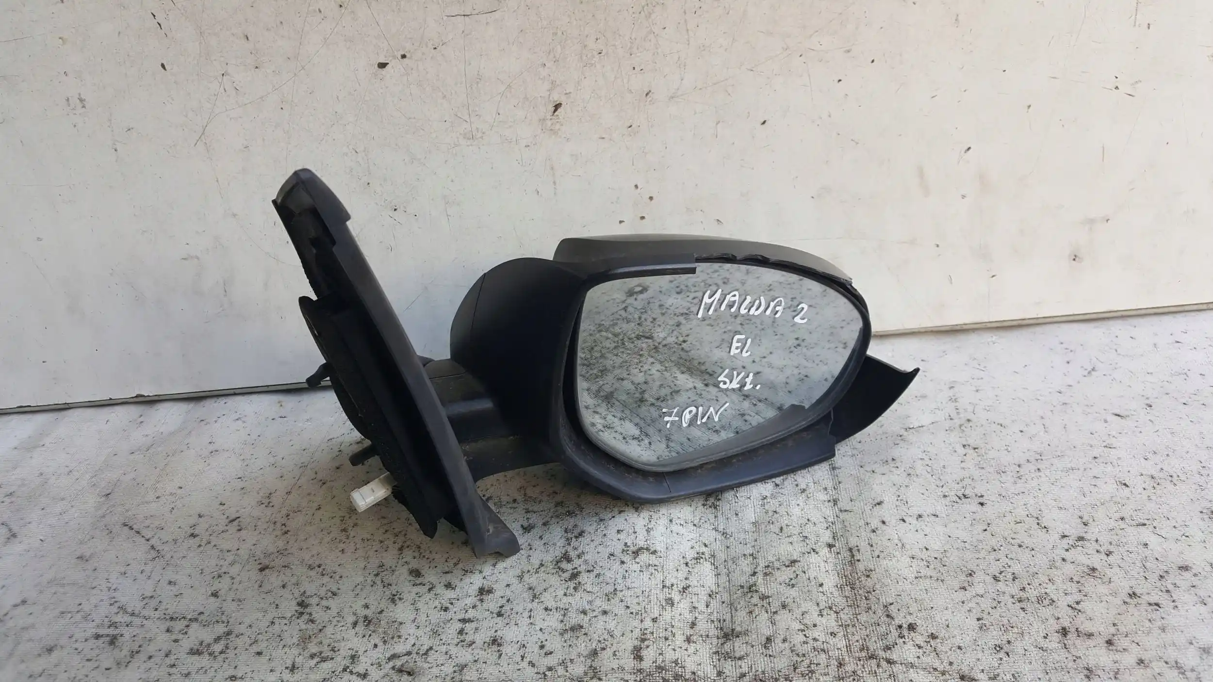 LUSTERKE PRAWE ELEKTRYCZNE SKŁADANE 7 PIN MAZDA 2 DE 07- 34J