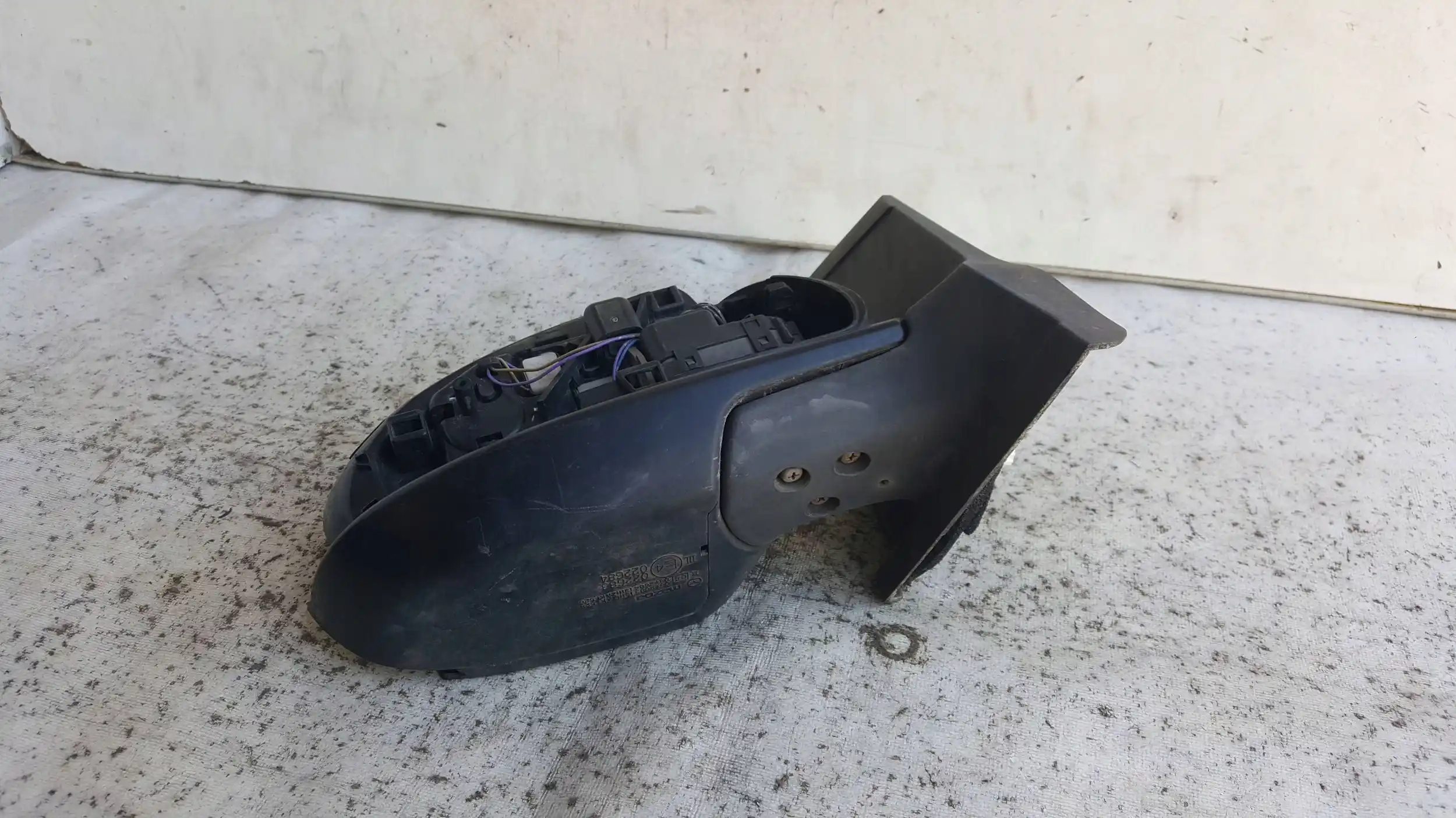 LUSTERKE PRAWE ELEKTRYCZNE SKŁADANE 7 PIN MAZDA 2 DE 07- 34J