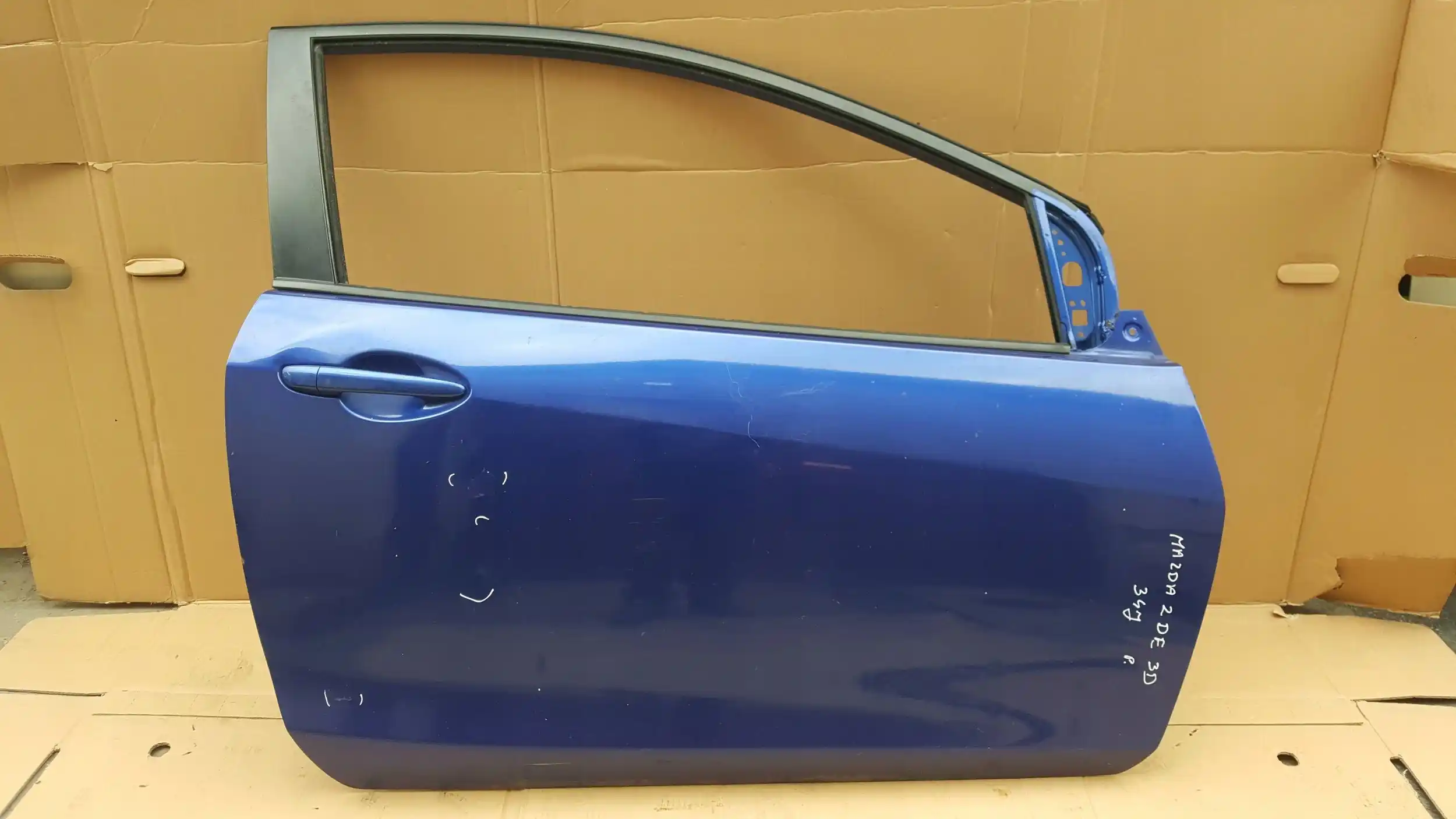 DRZWI PRAWY PRZÓD PRZEDNIE MAZDA 2 DE 3D 07- 34J