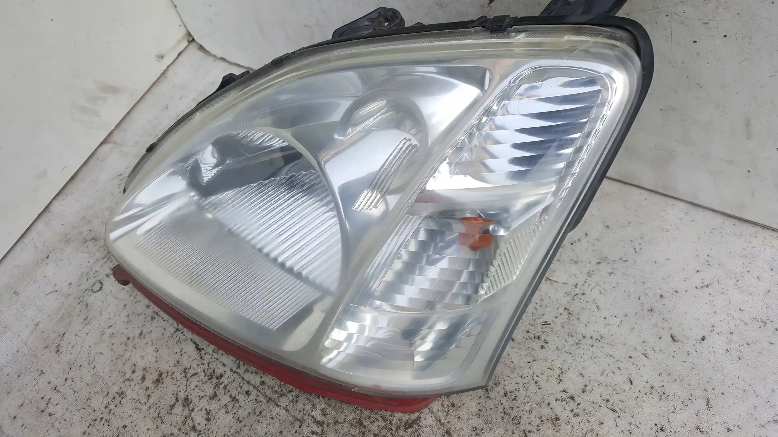 LAMPA LEWY PRZÓD PRZEDNIA 33151S6AG021M2 HONDA CIVIC VII HB 00-04