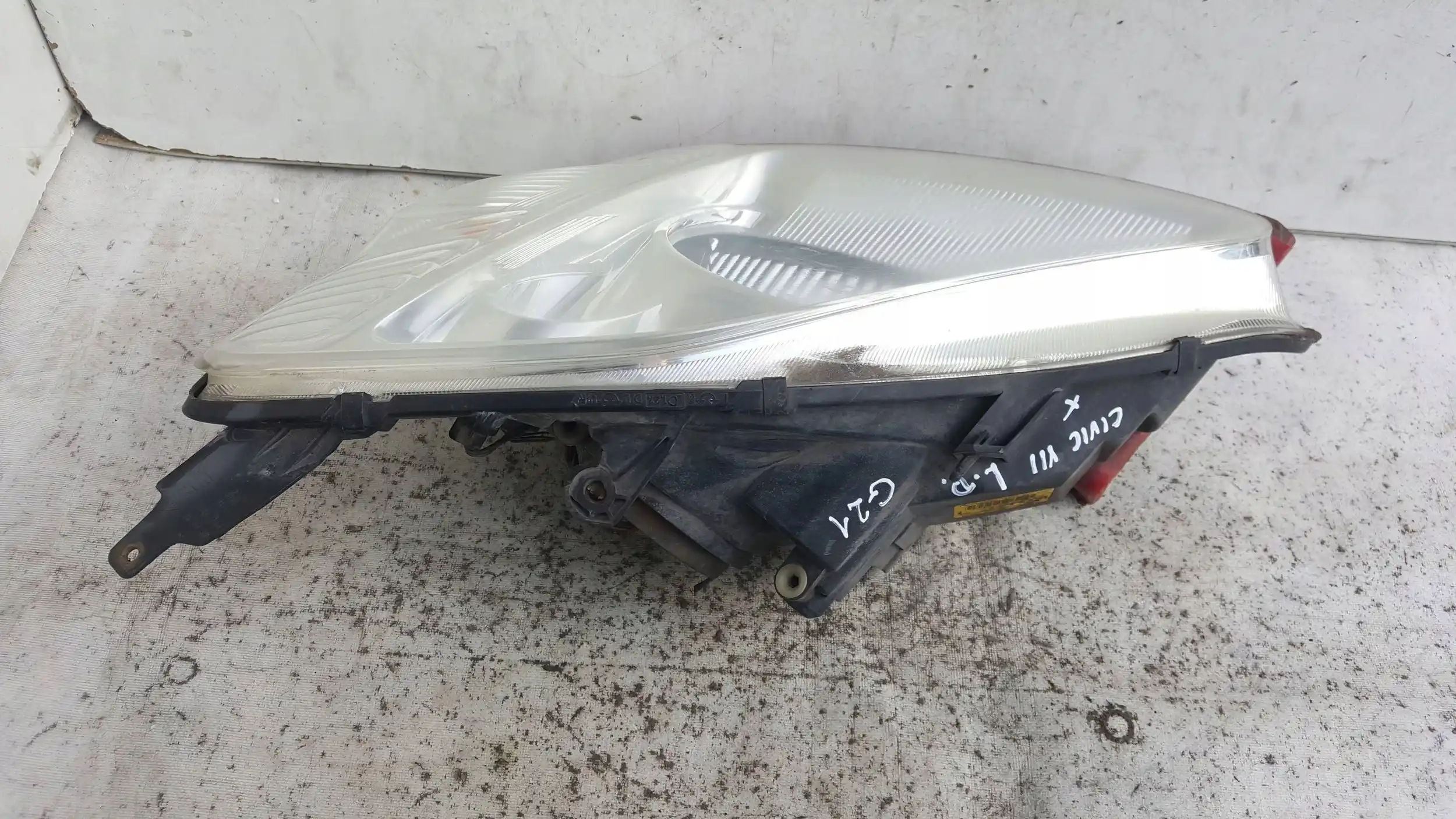 LAMPA LEWY PRZÓD PRZEDNIA 33151S6AG021M2 HONDA CIVIC VII HB 00-04