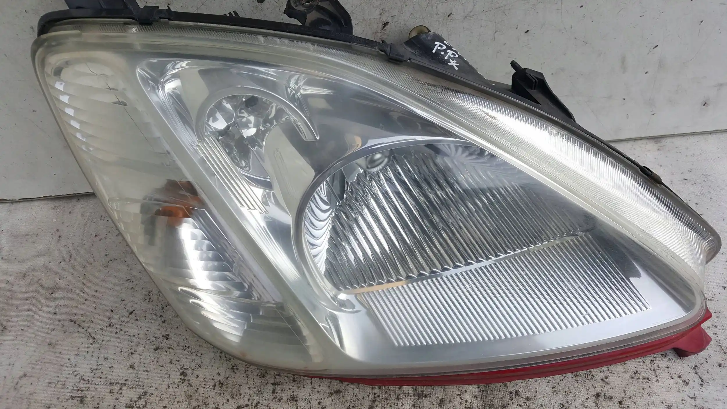 LAMPA PRAWY PRZÓD PRZEDNIA 33101S6AG021M2 HONDA CIVIC VII HB 00-04