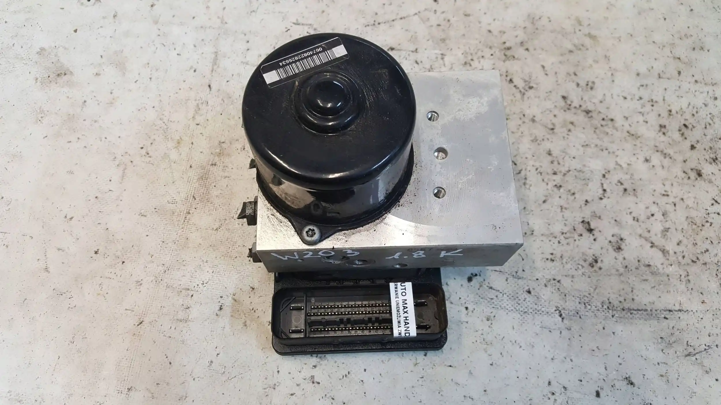 POMPA ABS A0054310712 A2095452932 MERCEDES C-KLASA W203 1.8 00-