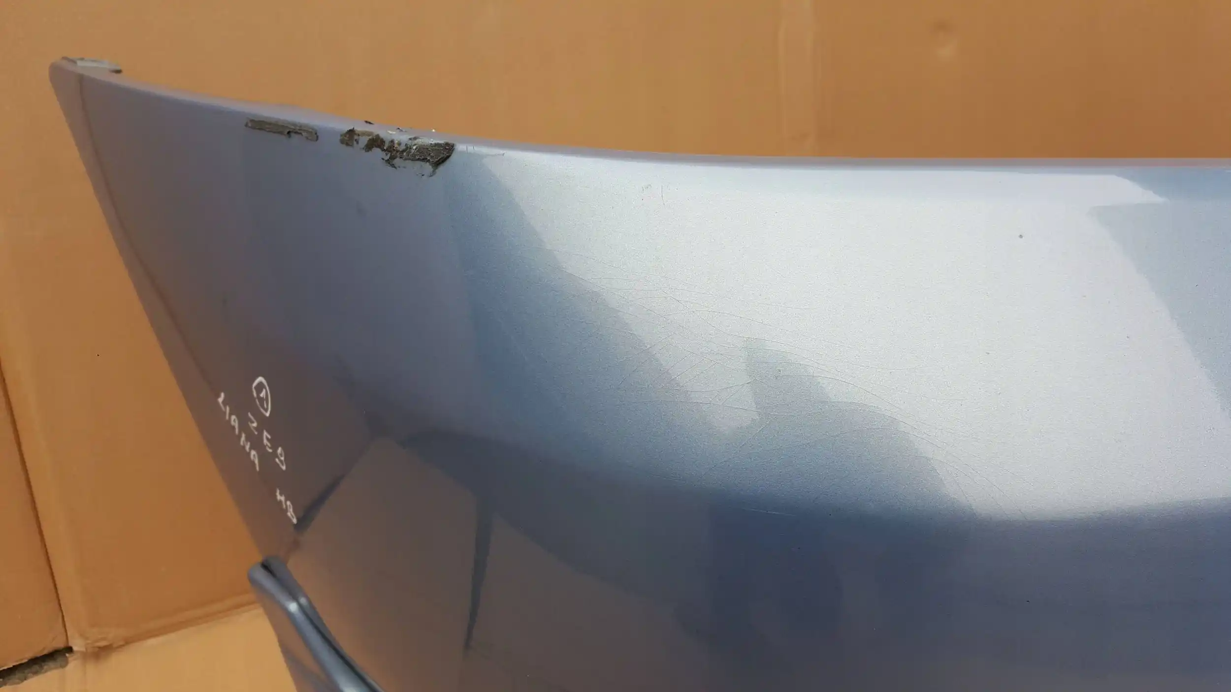 ZDERZAK PRZÓD PRZEDNI SUZUKI LIANA HB 01- ZE9