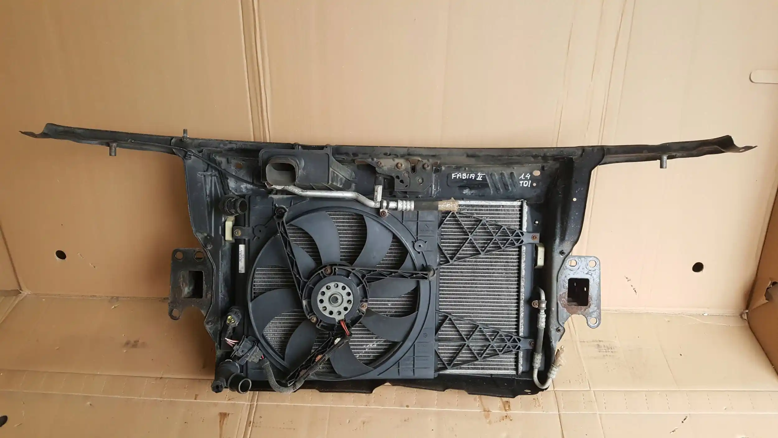 PAS PRZEDNI KPL WZMOCNIENIE CHŁODNICE WENTYLATOR SKODA FABIA II 1.4 TDI 07-